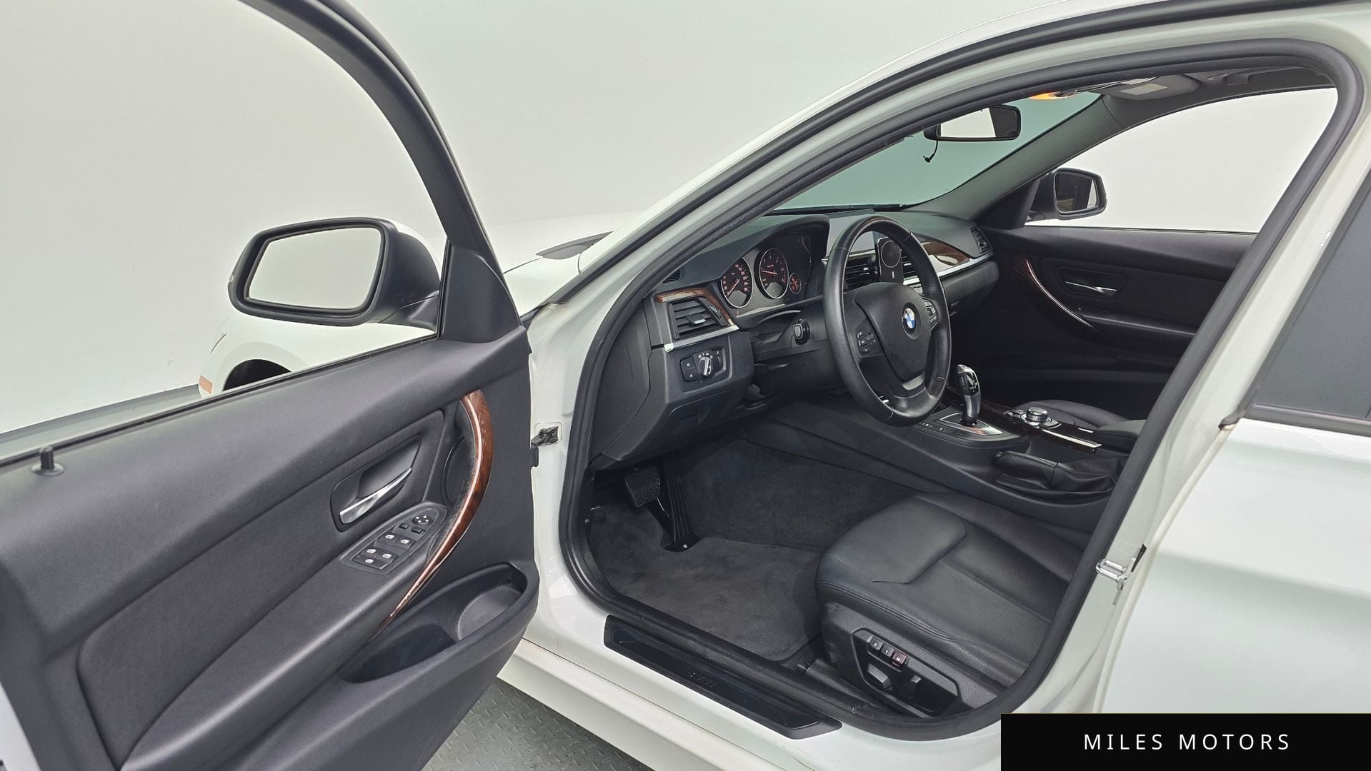 BMW 3 Series (F30) 2012 — миниатюра 10
