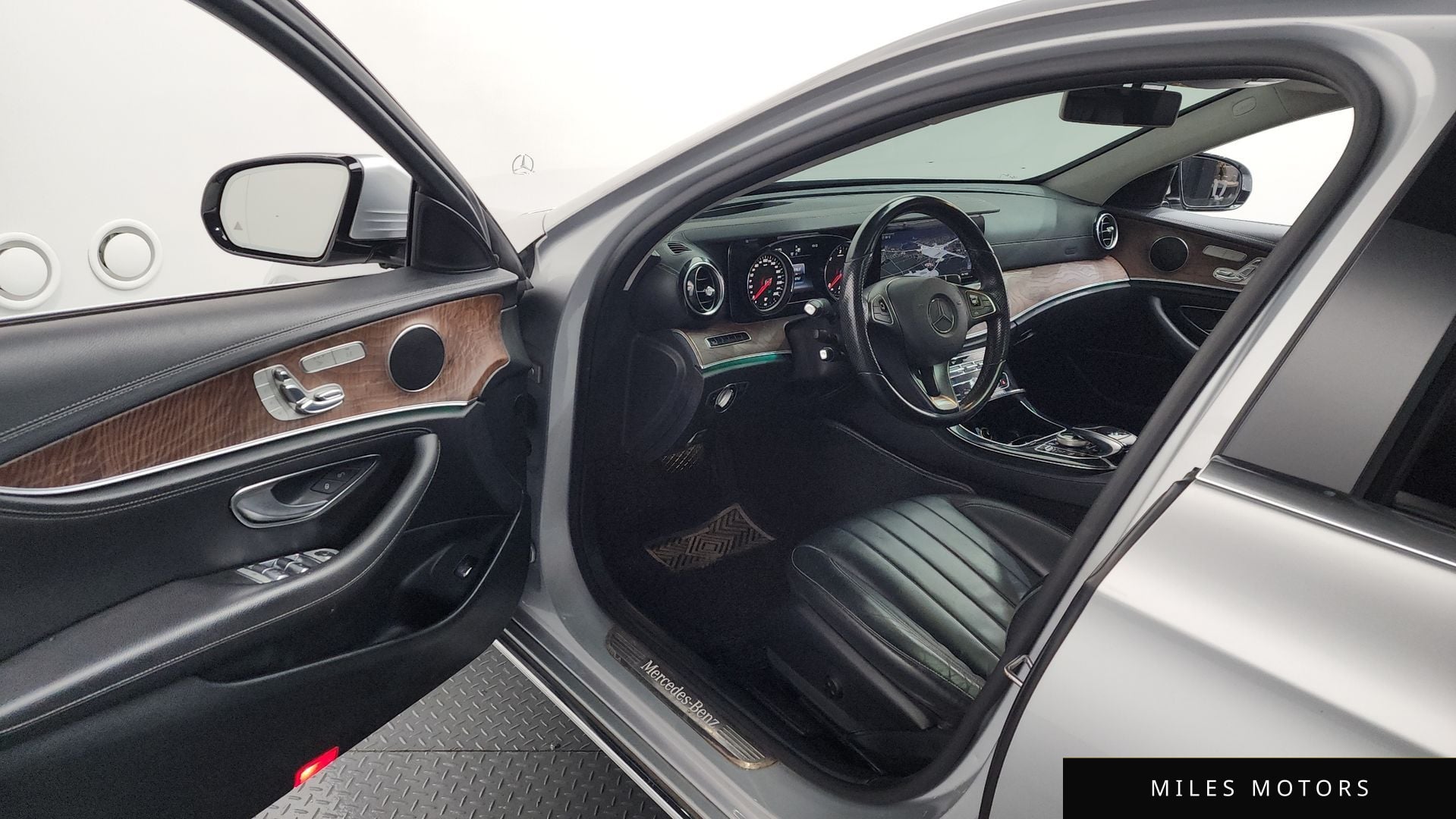 Mercedes-Benz E-Class W213 2017 — миниатюра 10