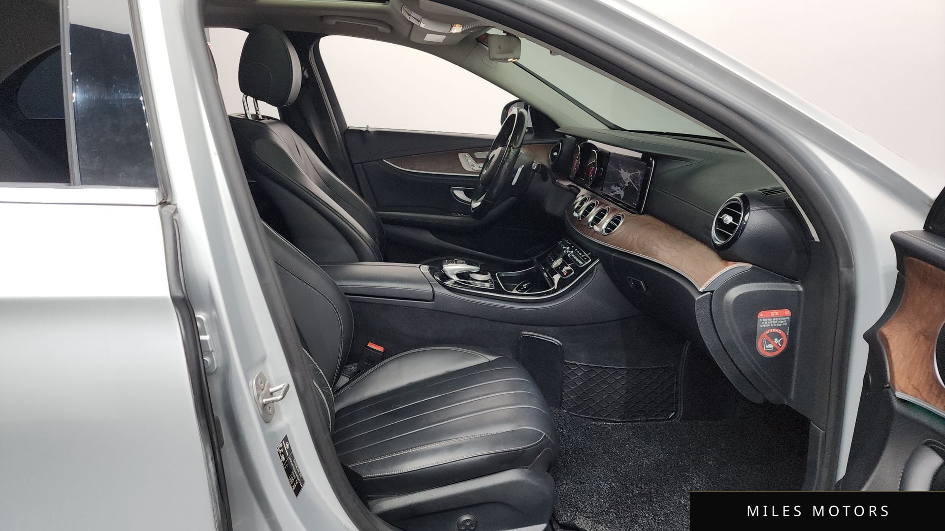 Mercedes-Benz E-Class W213 2017 — миниатюра 11