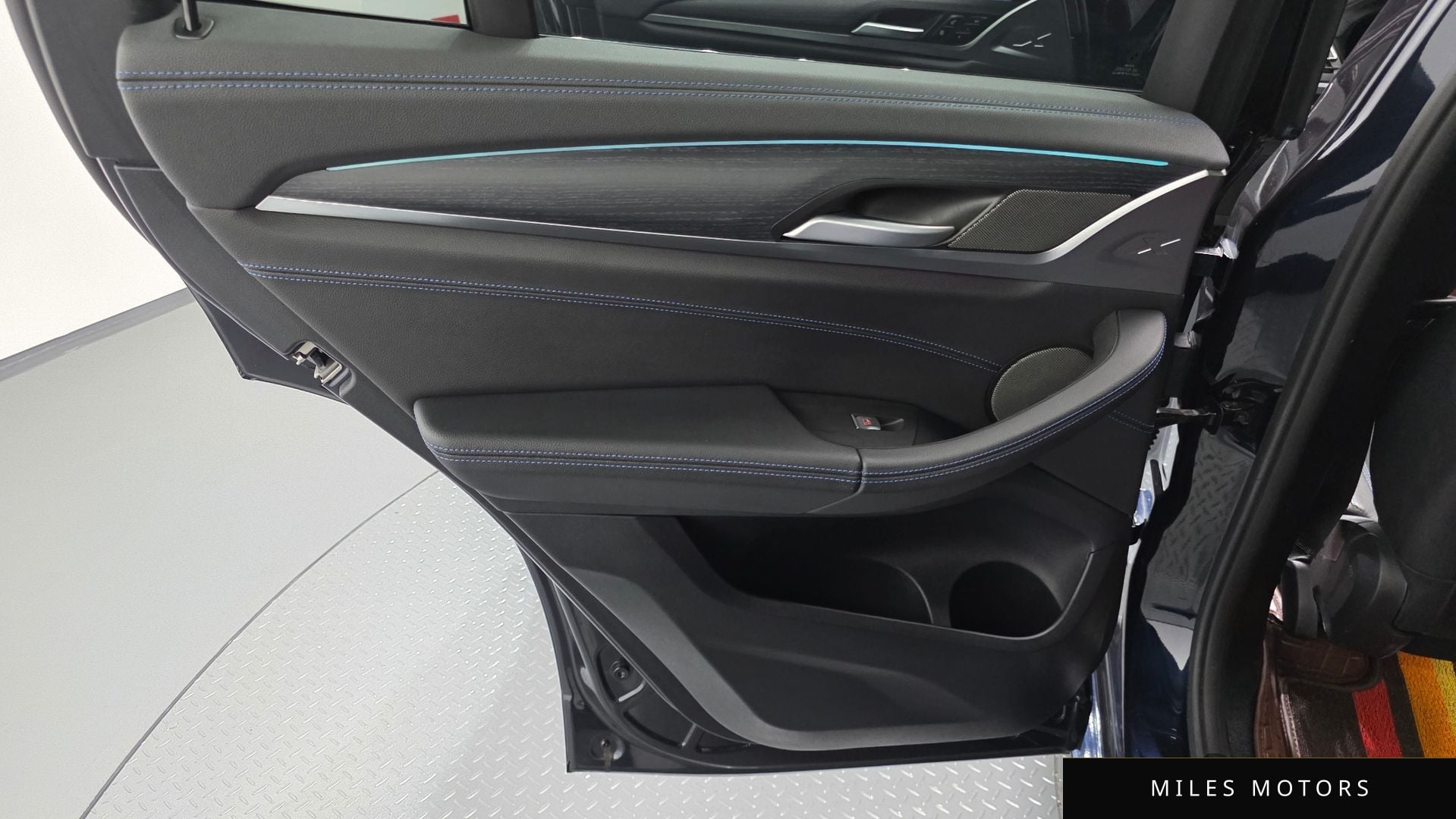 BMW iX3 2022 — миниатюра 14
