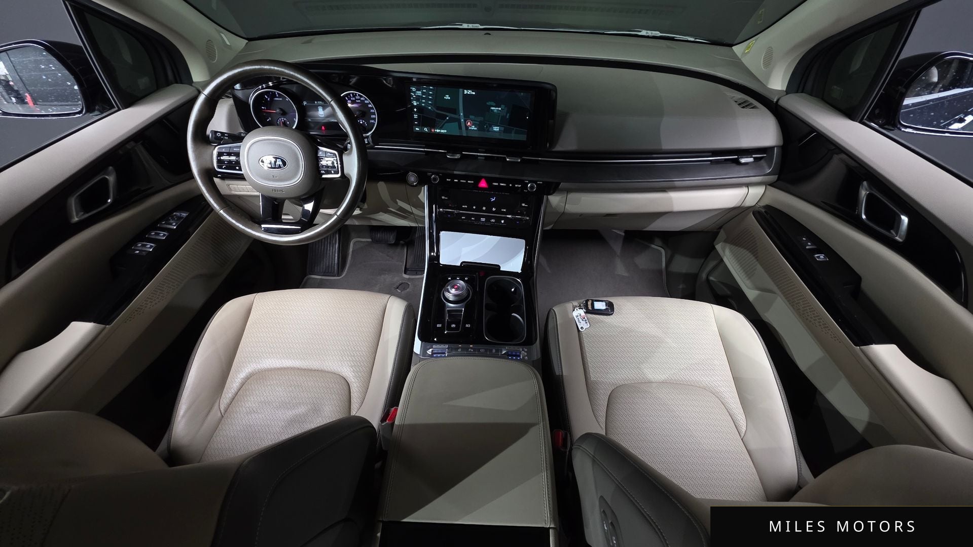 Kia Carnival 2021 — миниатюра 10
