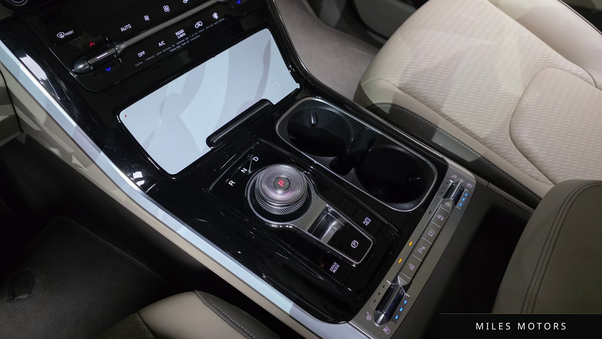 Kia Carnival 2021 — миниатюра 12