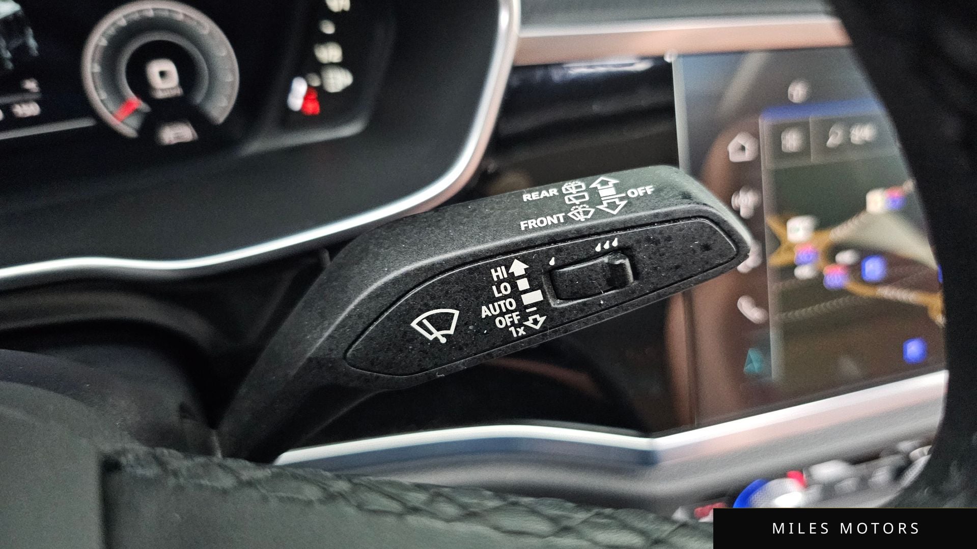 Audi Q3 (F3) 2023 — миниатюра 26