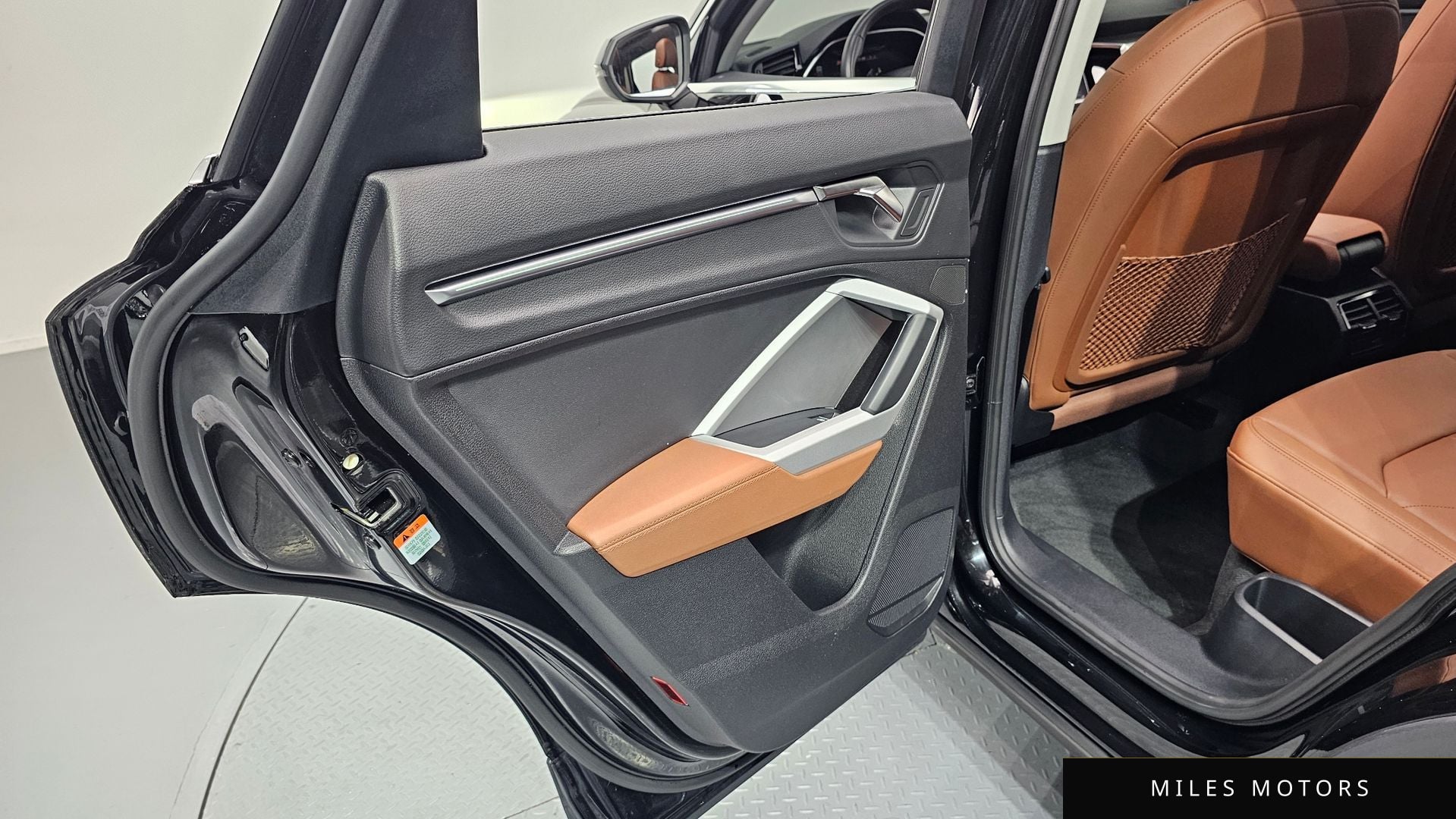 Audi Q3 (F3) 2023 — миниатюра 15