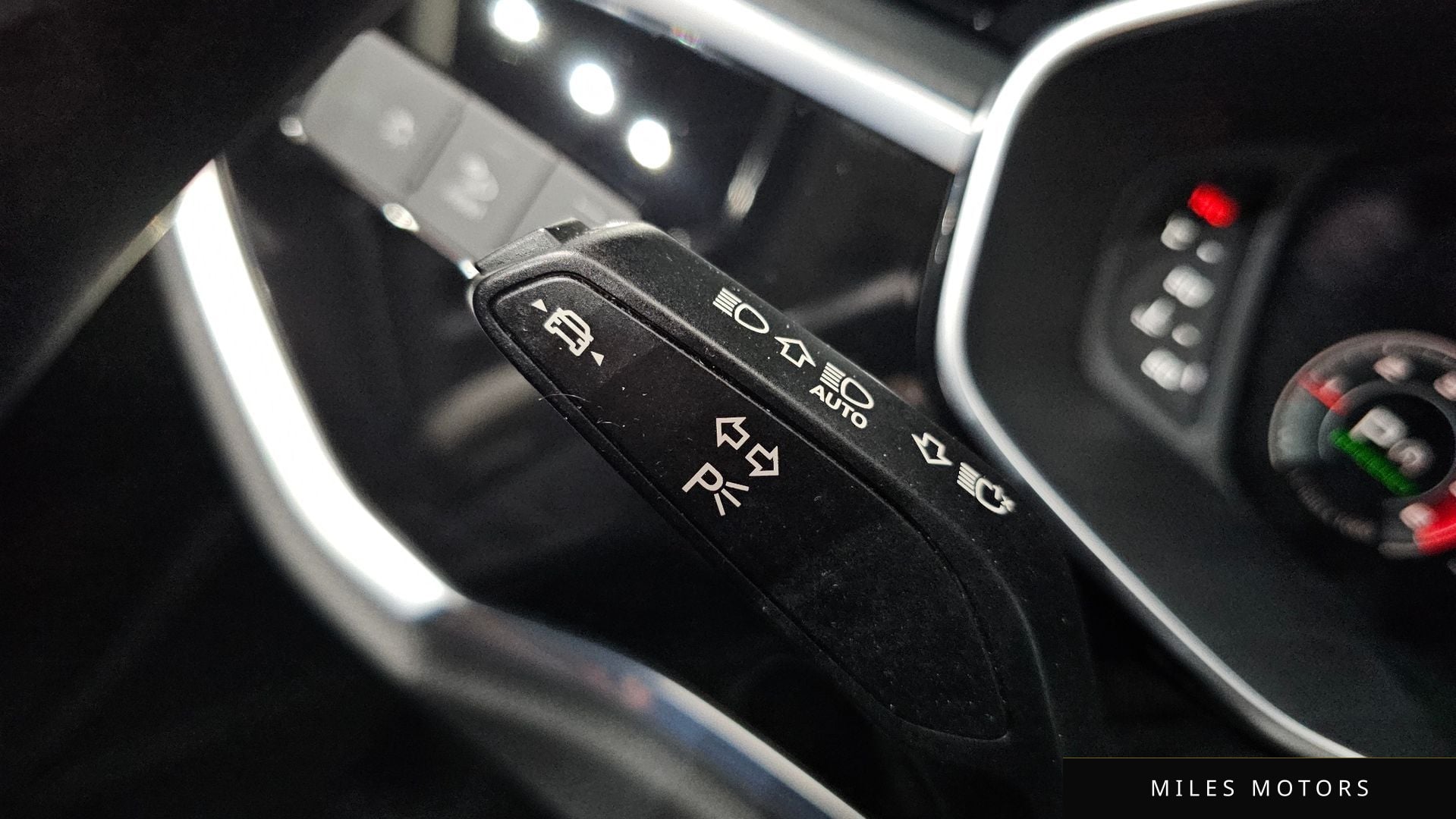 Audi Q3 (F3) 2023 — миниатюра 30