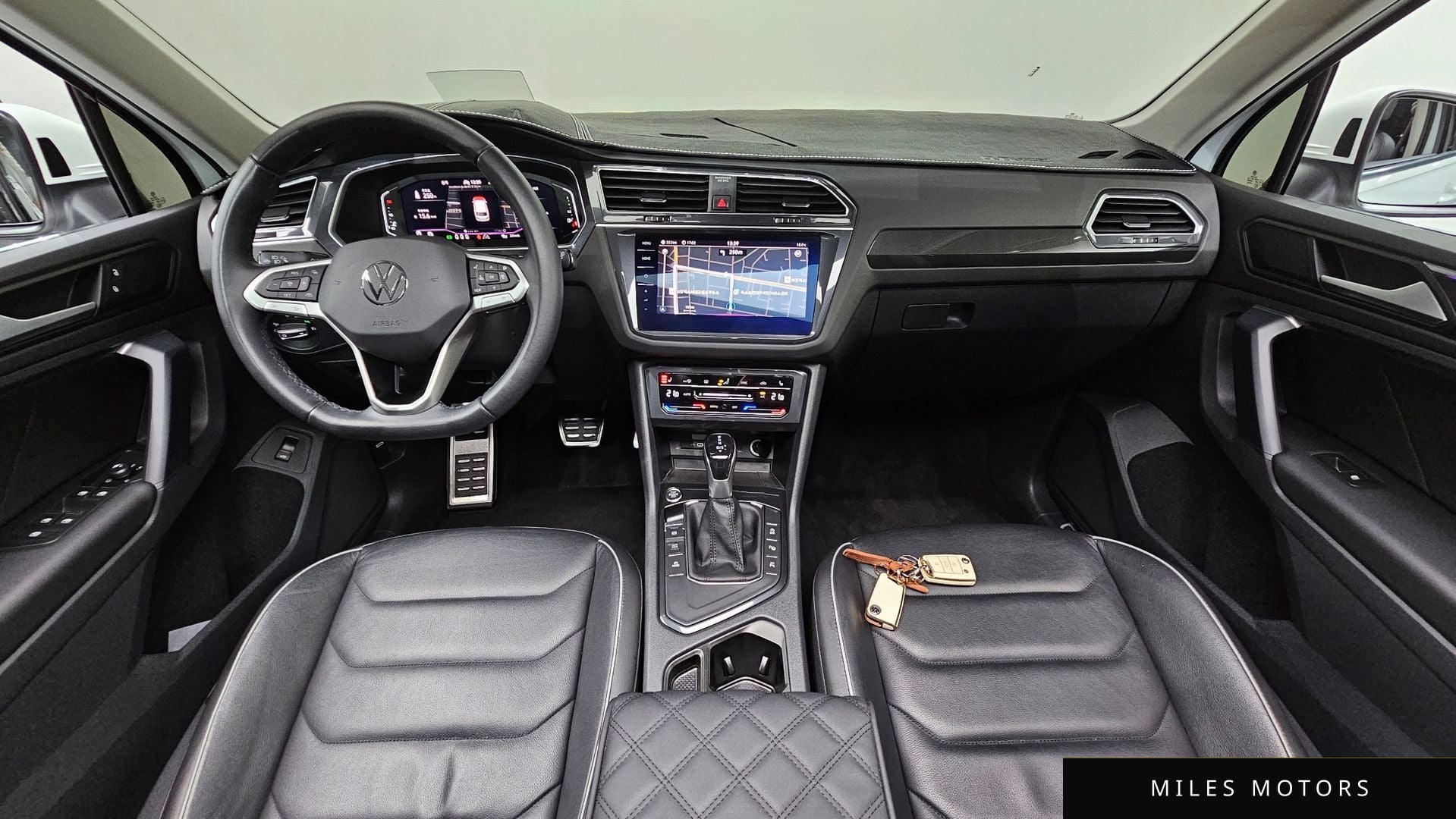 Volkswagen 티구안 2022 — миниатюра 10