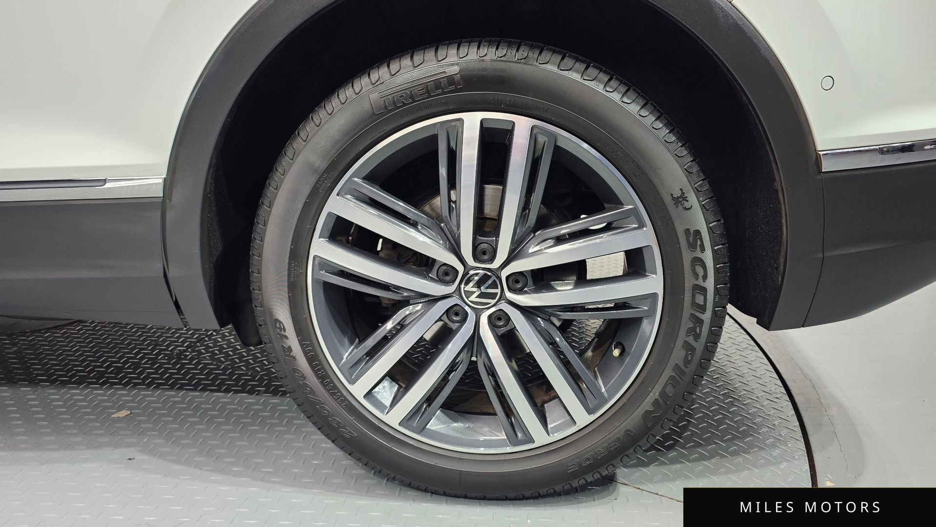 Volkswagen 티구안 2022 — миниатюра 7