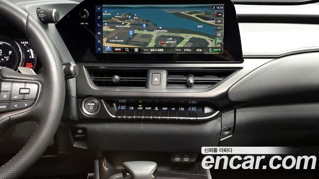 Лексус UX250h 2024 — миниатюра 19