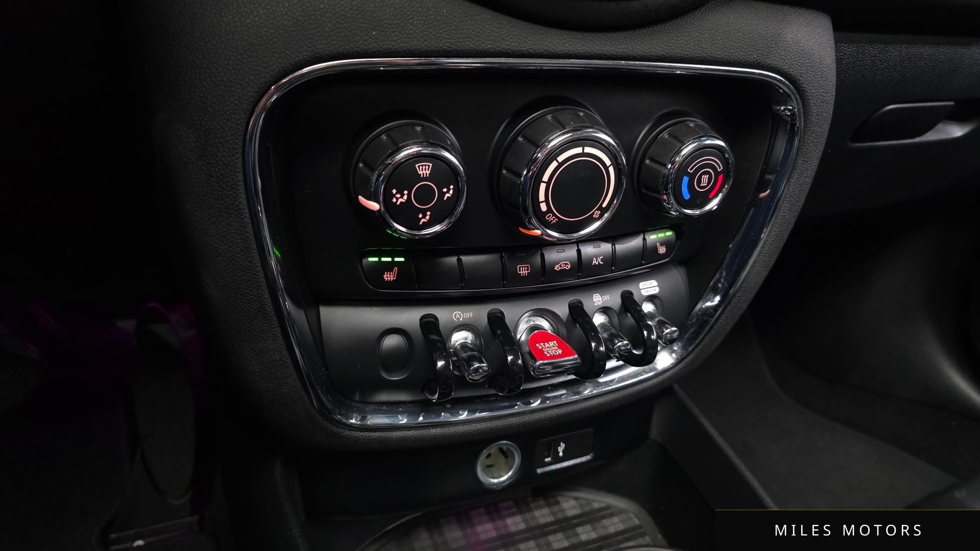 MINI 쿠퍼 클럽맨 2019 — миниатюра 22