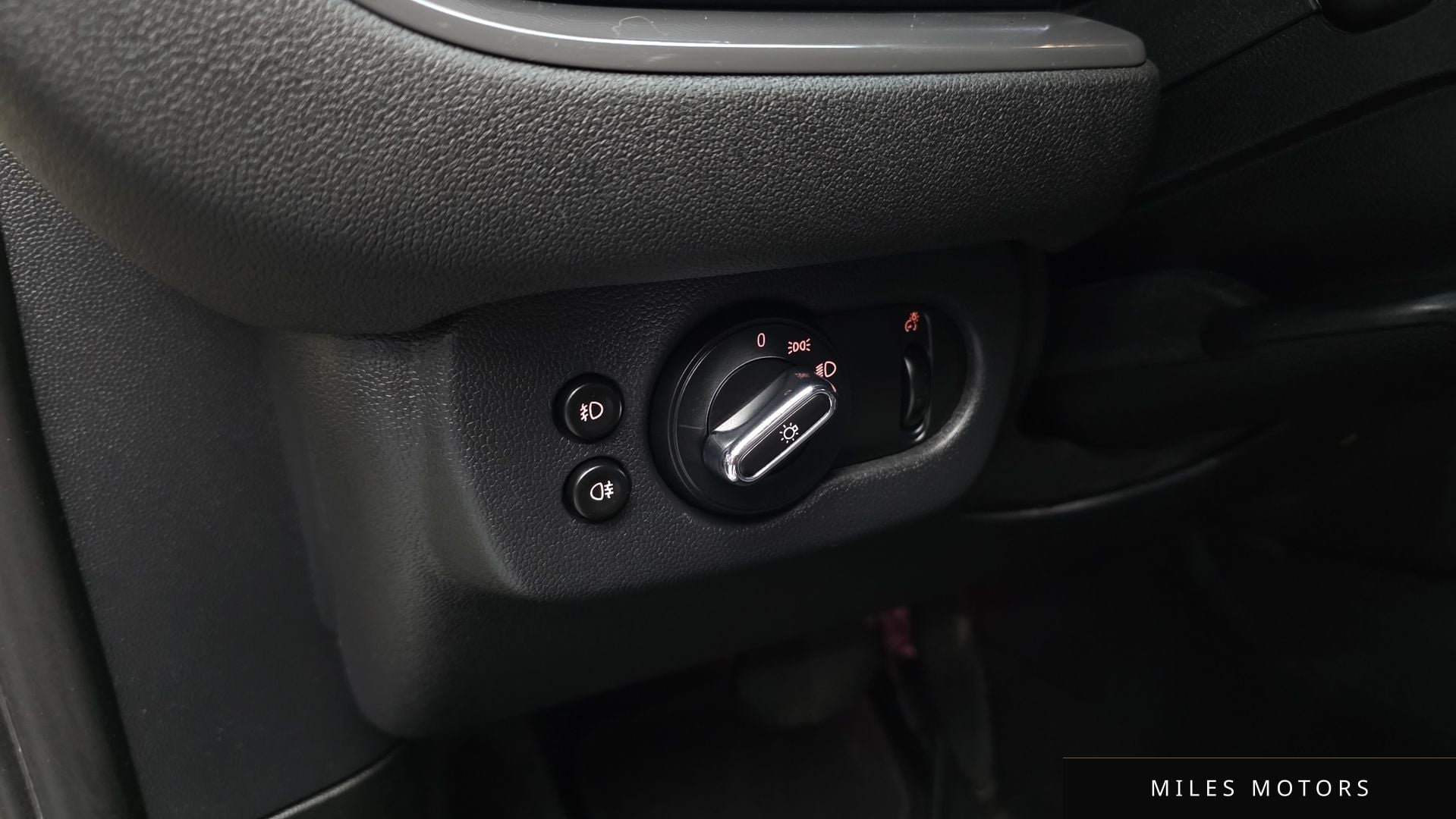 MINI 쿠퍼 클럽맨 2019 — миниатюра 28