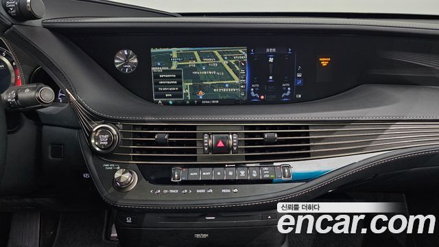 Лексус LS500 2018 — миниатюра 13