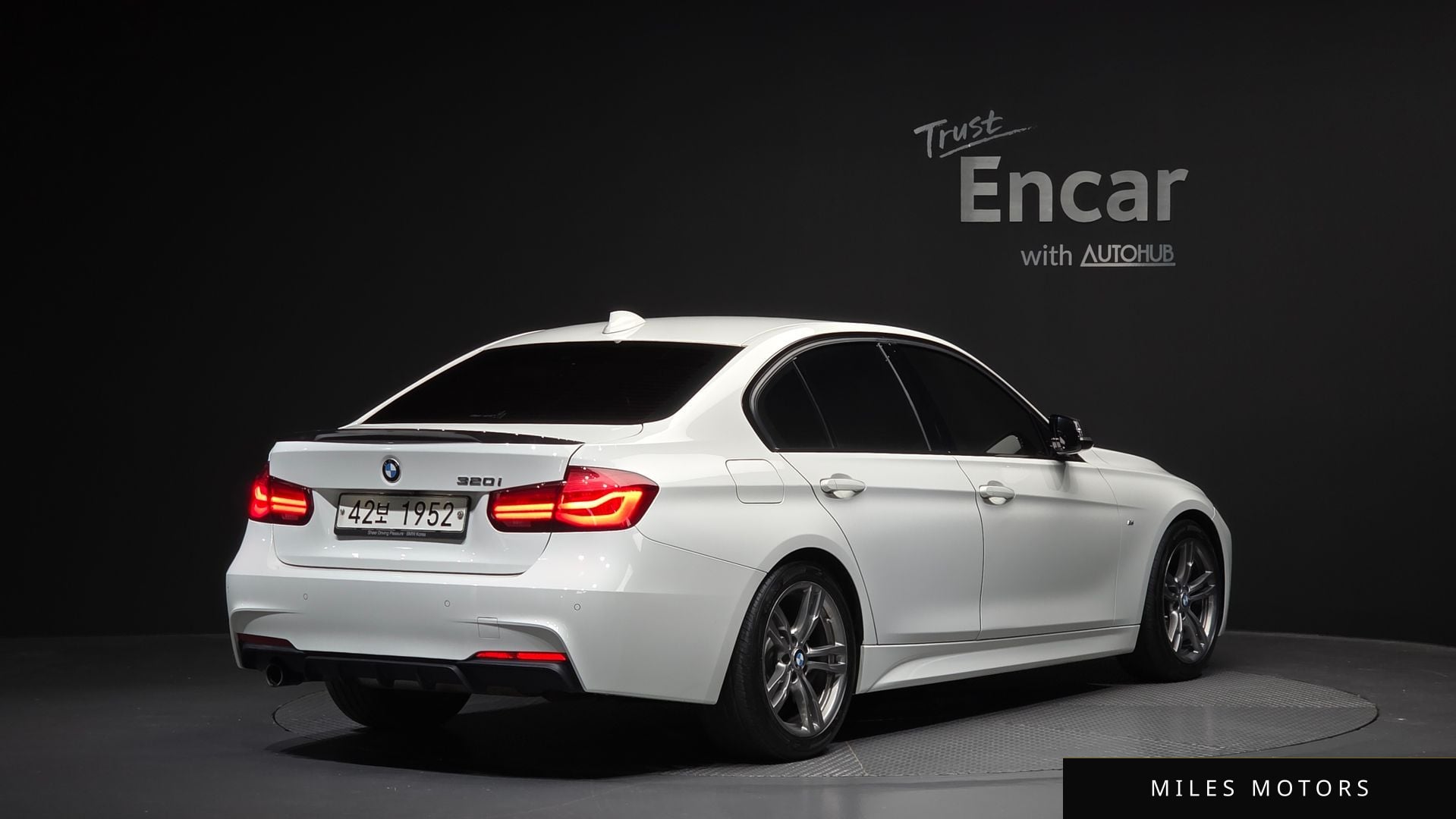 BMW 3 Series (F30) 2018 — миниатюра 2