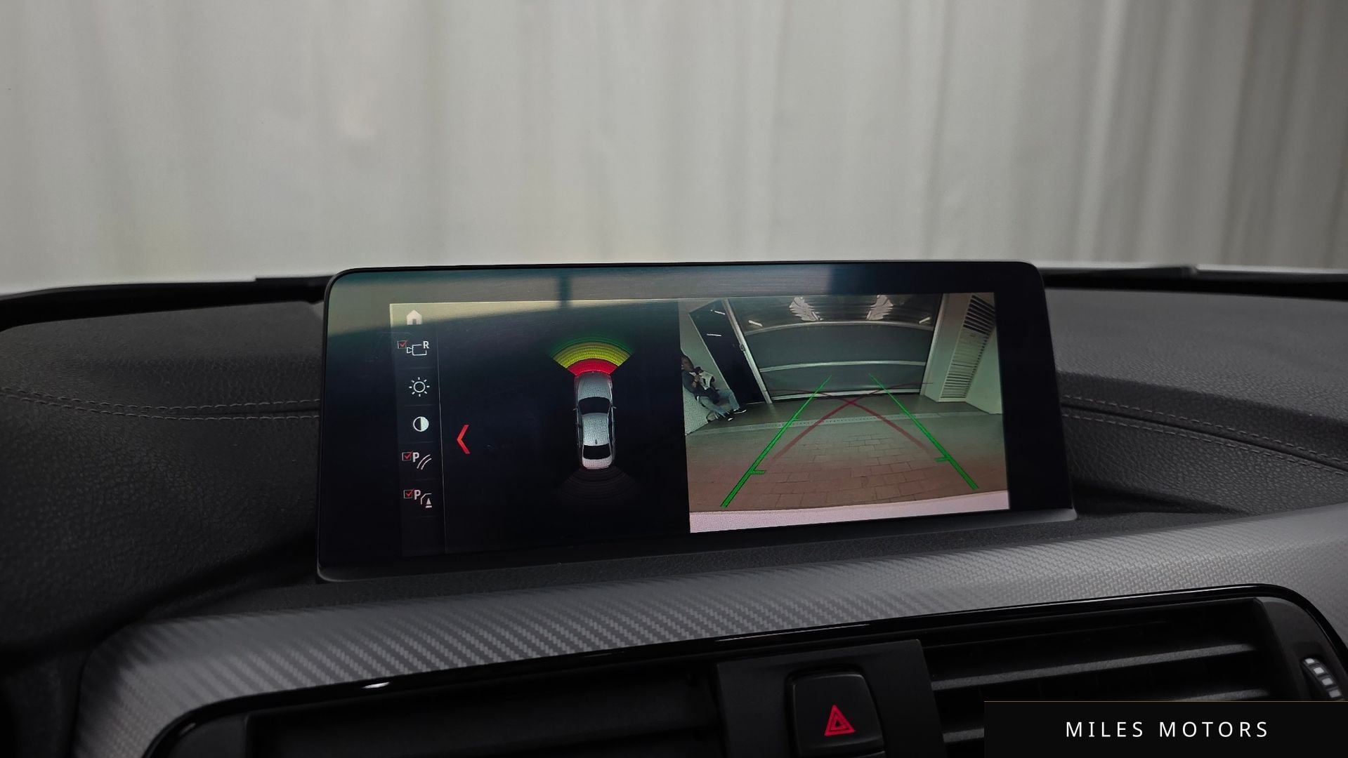 BMW 3 Series (F30) 2018 — миниатюра 22