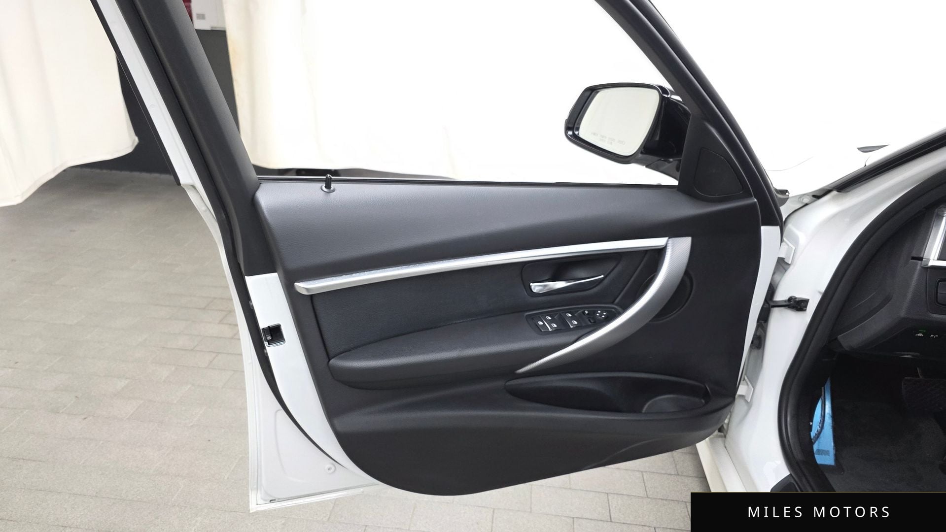 BMW 3 Series (F30) 2018 — миниатюра 14