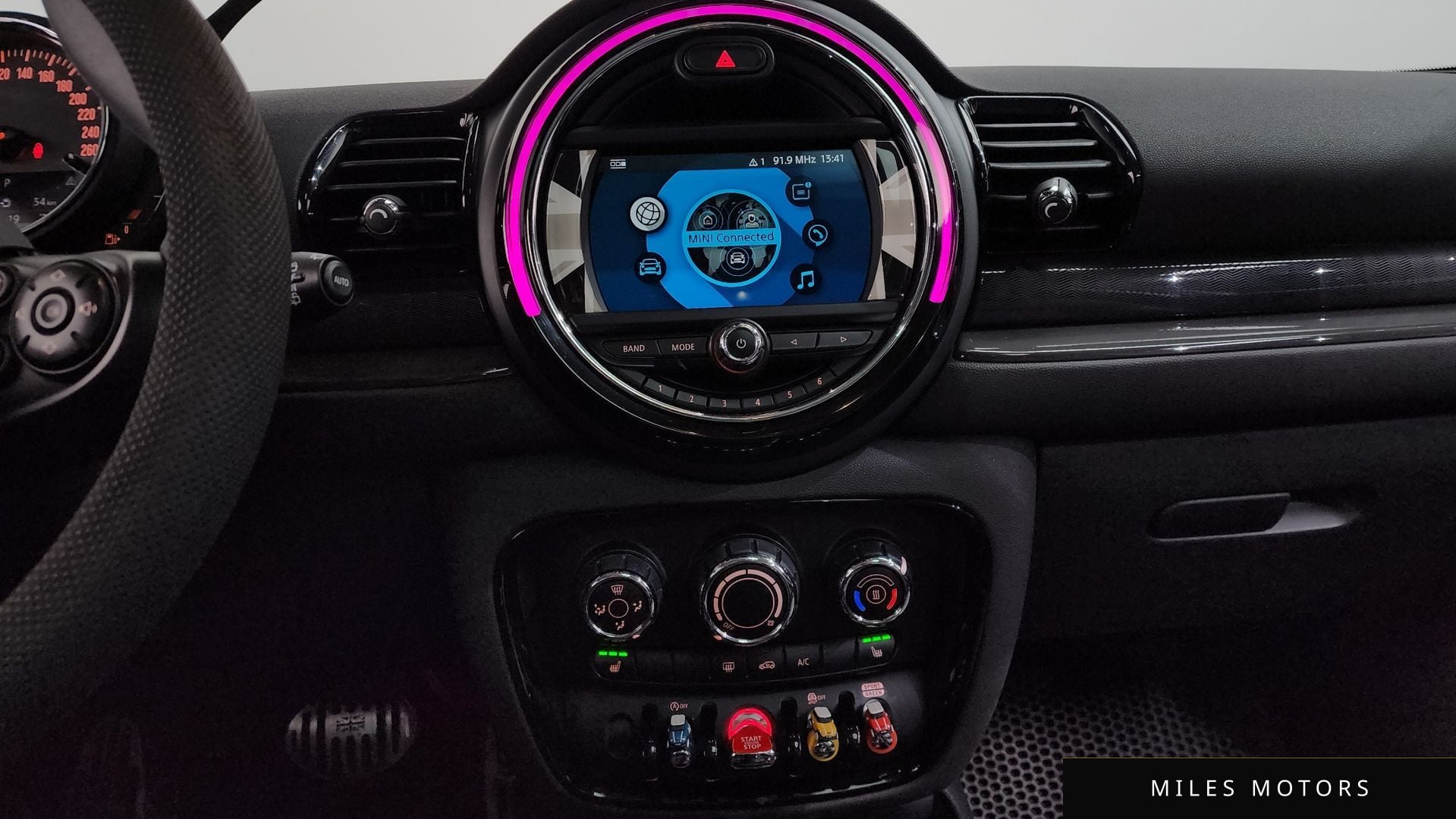 MINI 쿠퍼 D 클럽맨 2019 — миниатюра 19