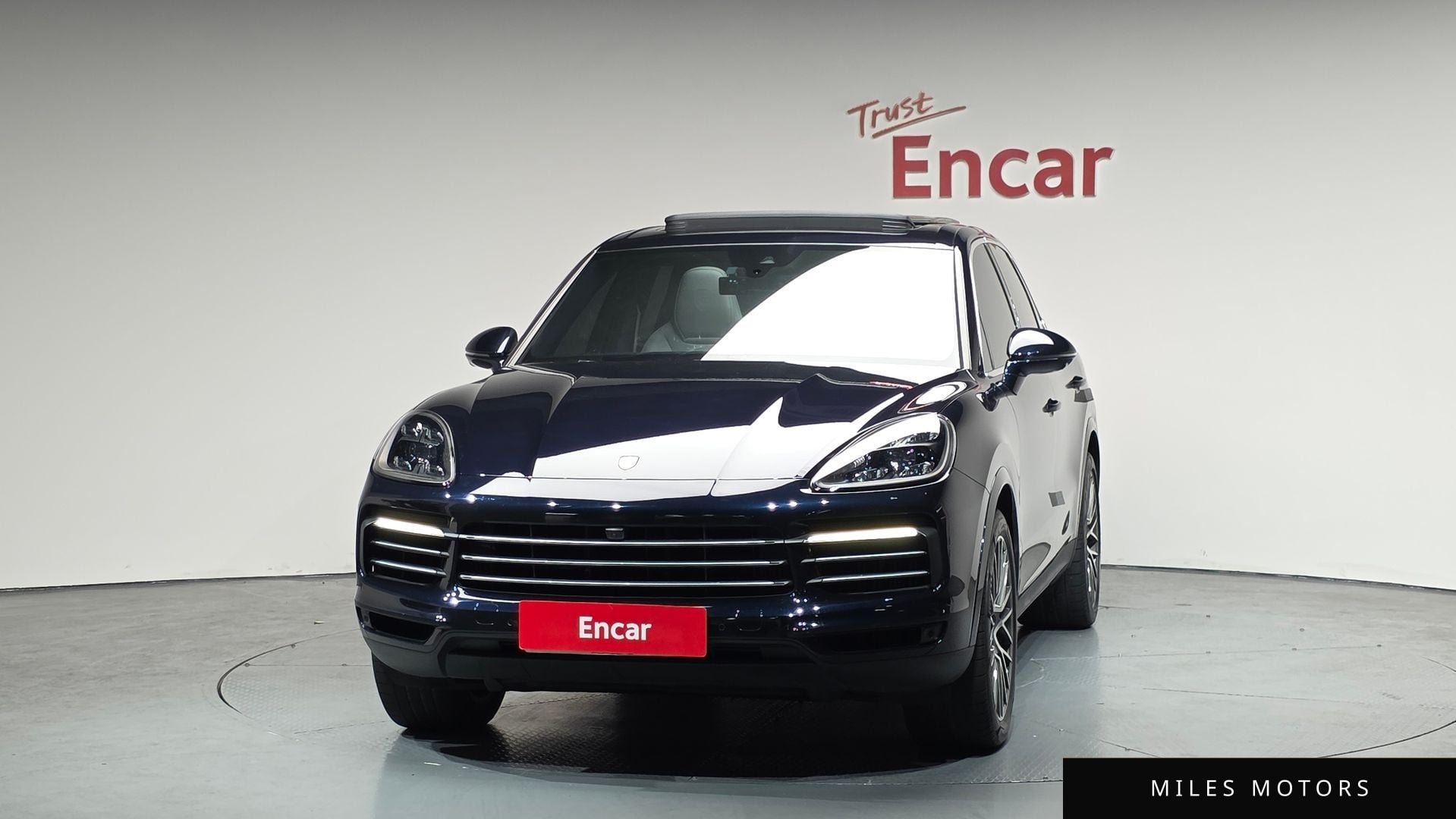 Porsche Cayenne 2021 — миниатюра 2