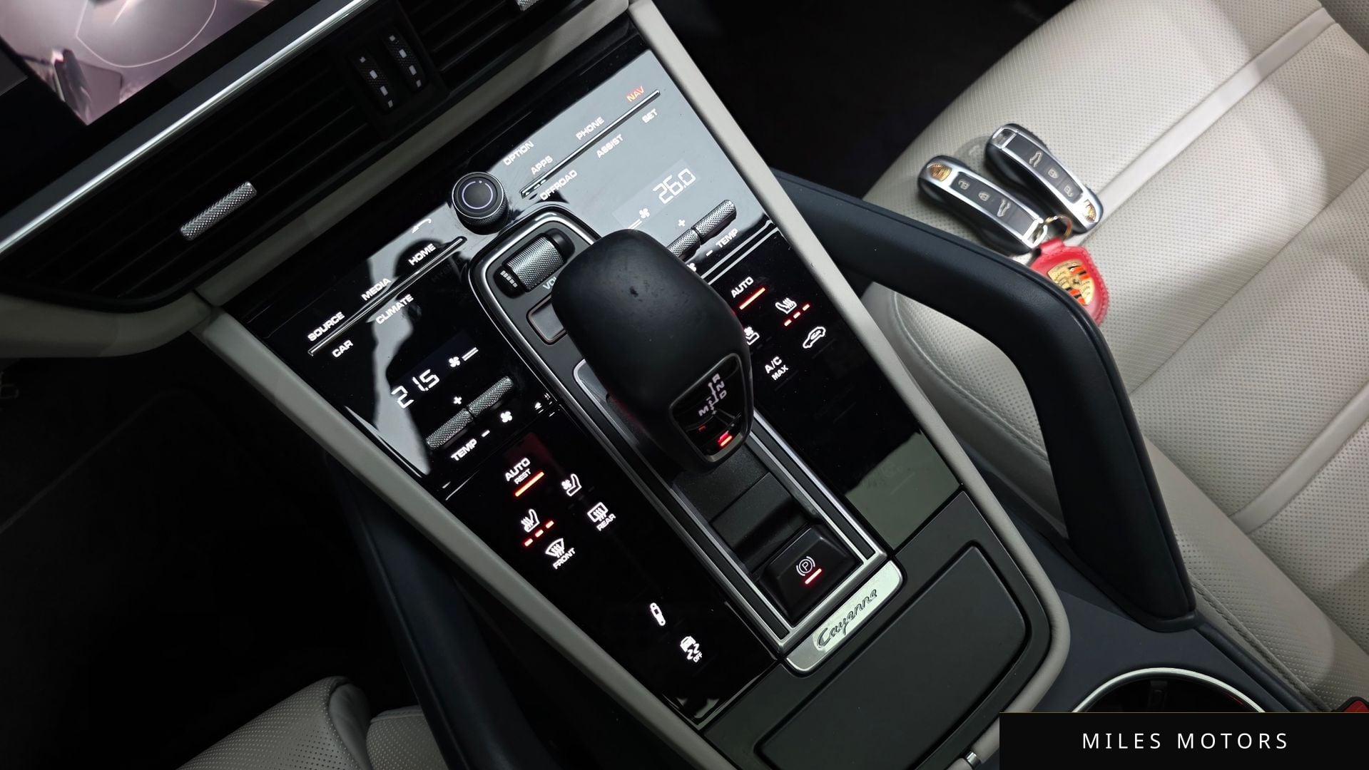Porsche Cayenne 2021 — миниатюра 11