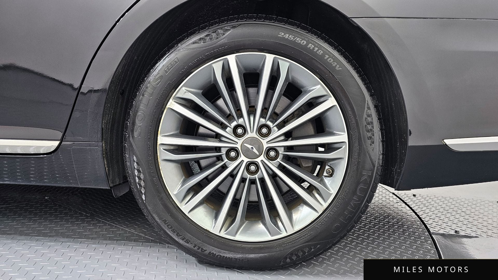 Genesis EQ900 2016 — миниатюра 6