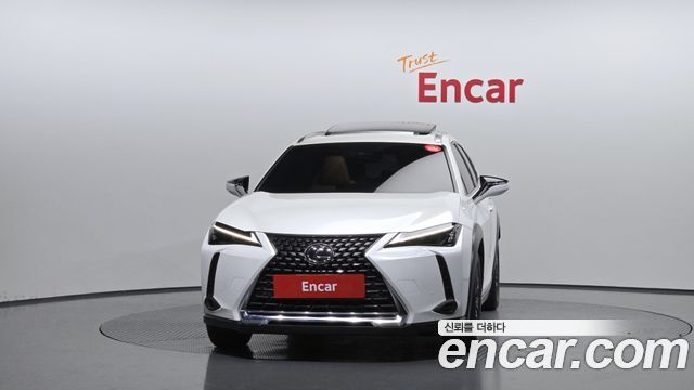 Лексус UX250h 2024 — миниатюра 3