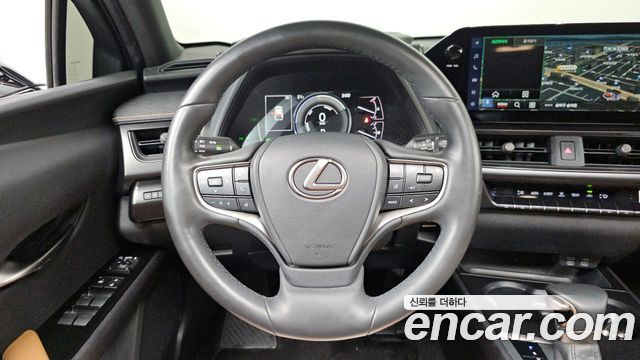 Лексус UX250h 2024 — миниатюра 19