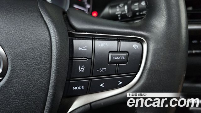Лексус UX250h 2024 — миниатюра 24