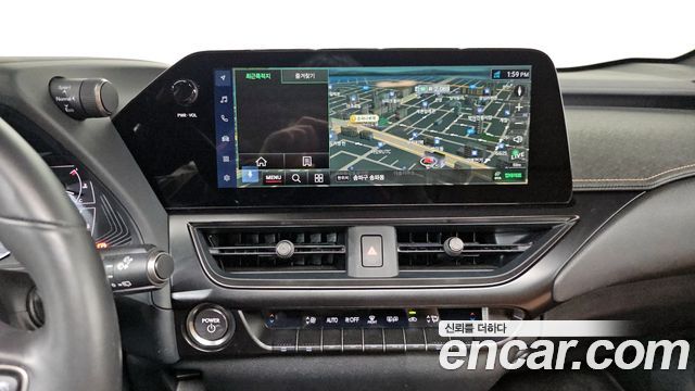 Лексус UX250h 2024 — миниатюра 27