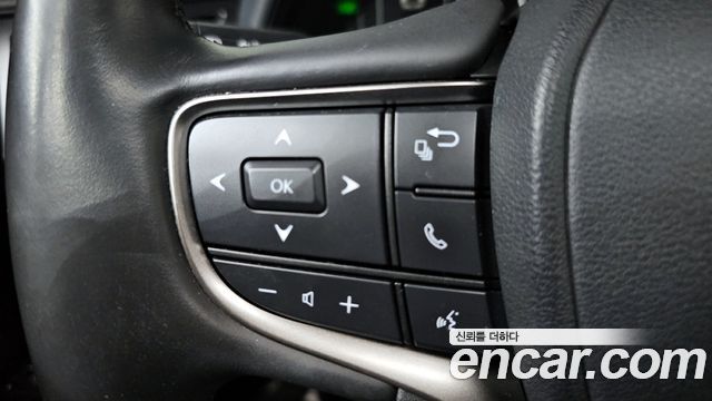 Лексус UX250h 2024 — миниатюра 29