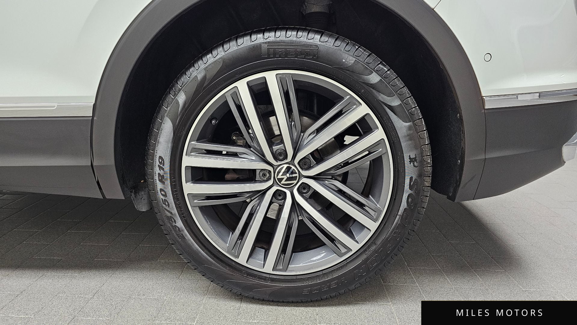 Volkswagen 티구안 2022 — миниатюра 7