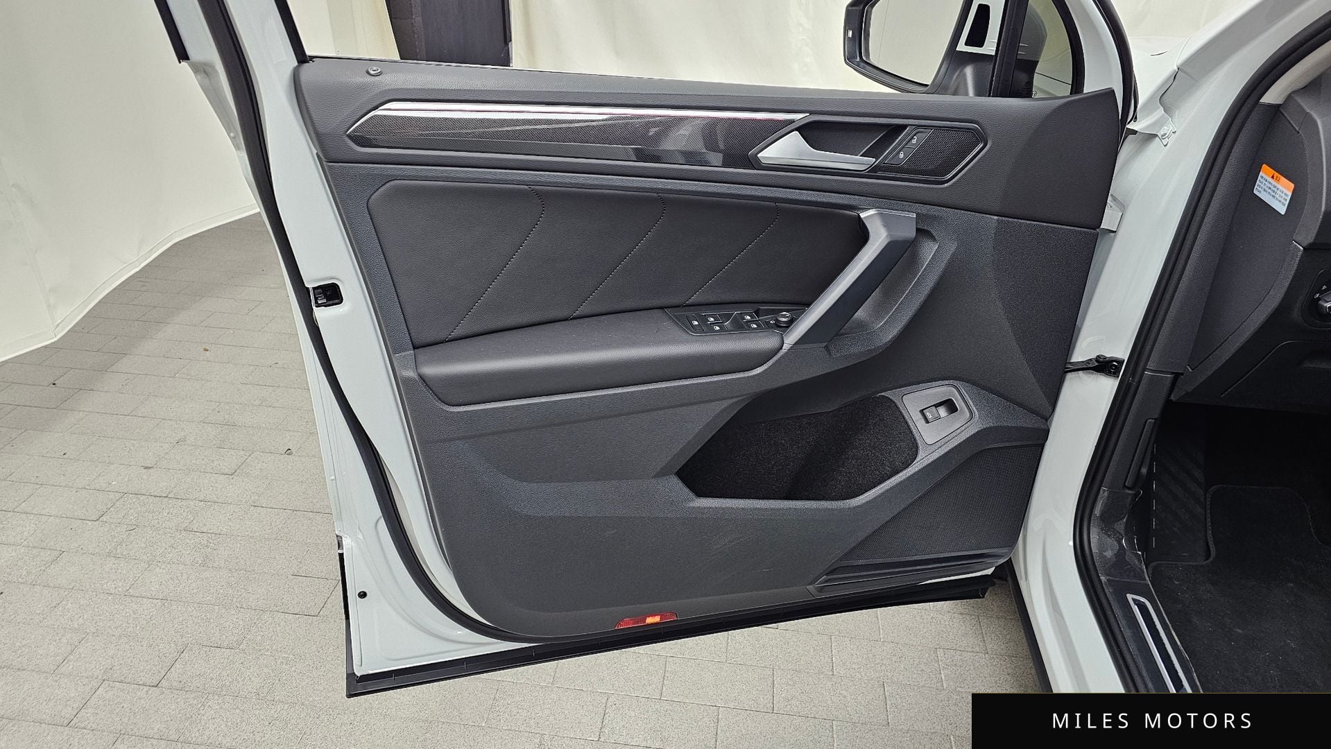 Volkswagen 티구안 2022 — миниатюра 14