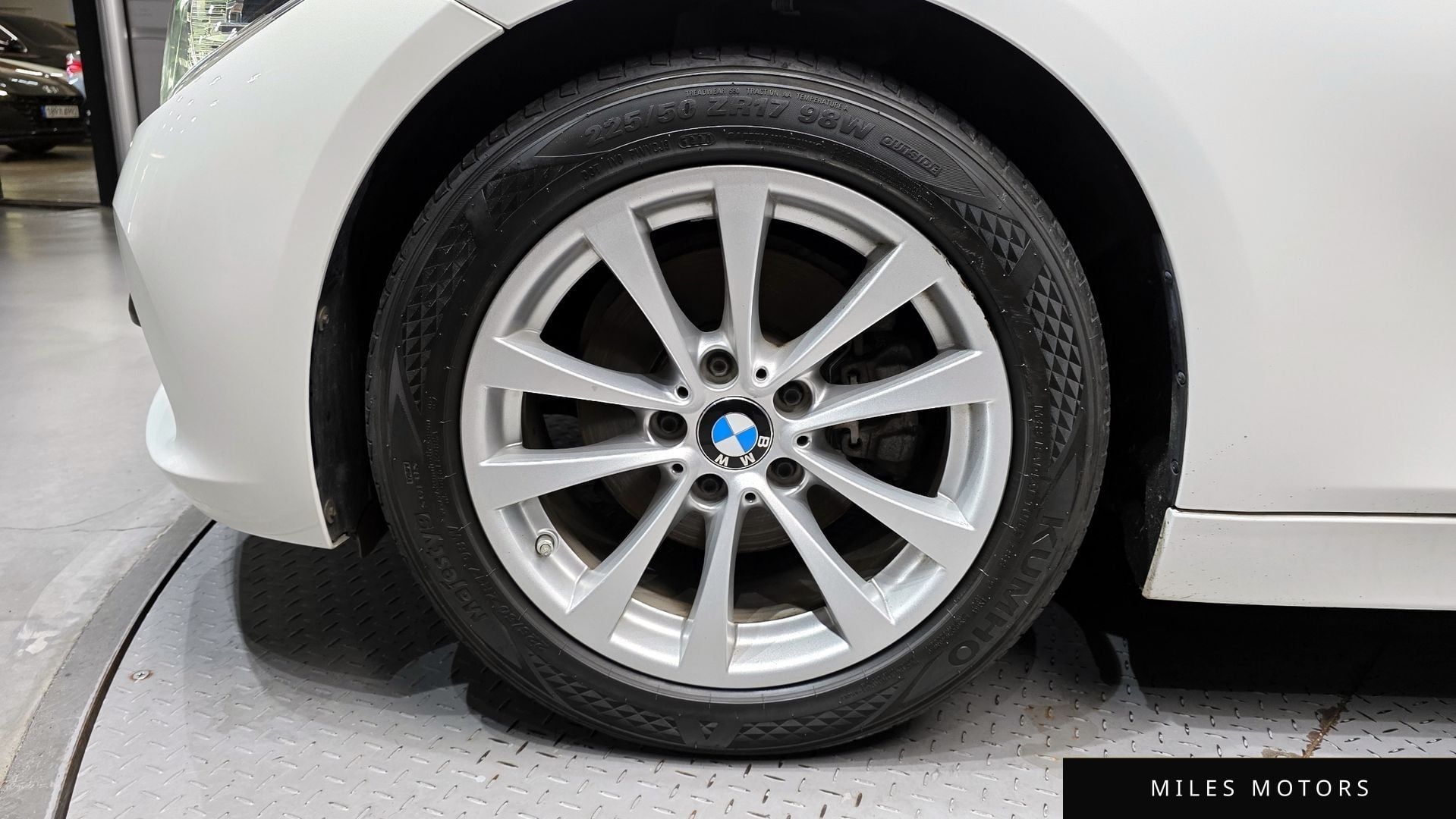 BMW 3 Series (F30) 2018 — миниатюра 5