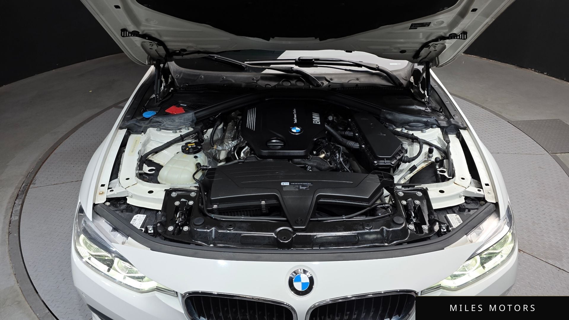 BMW 3 Series (F30) 2018 — миниатюра 6