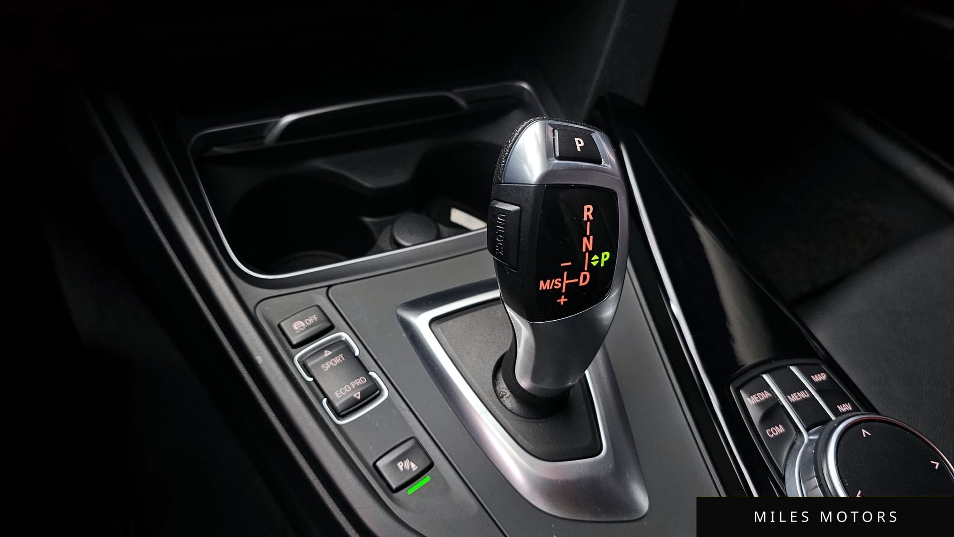 BMW 3 Series (F30) 2018 — миниатюра 12