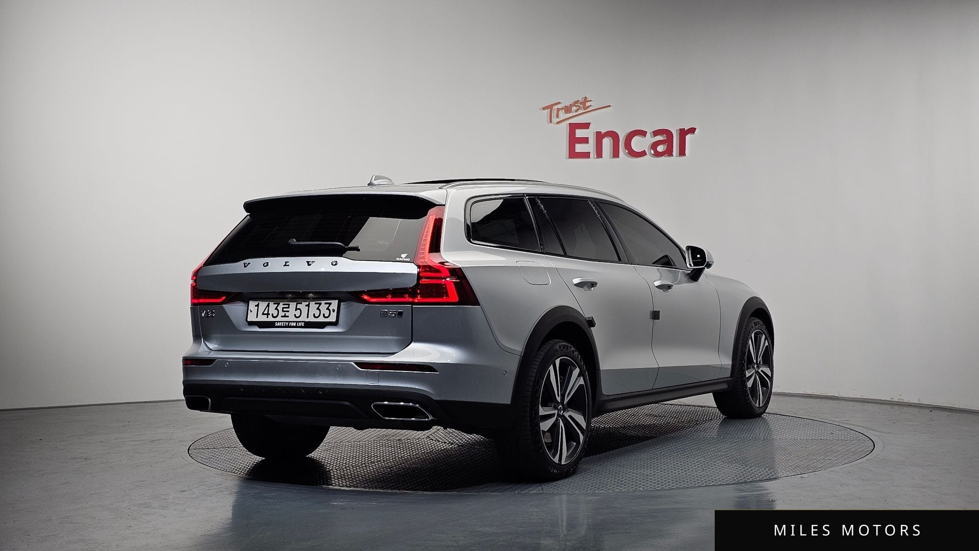 Volvo V60 크로스컨트리 2021 — миниатюра 2