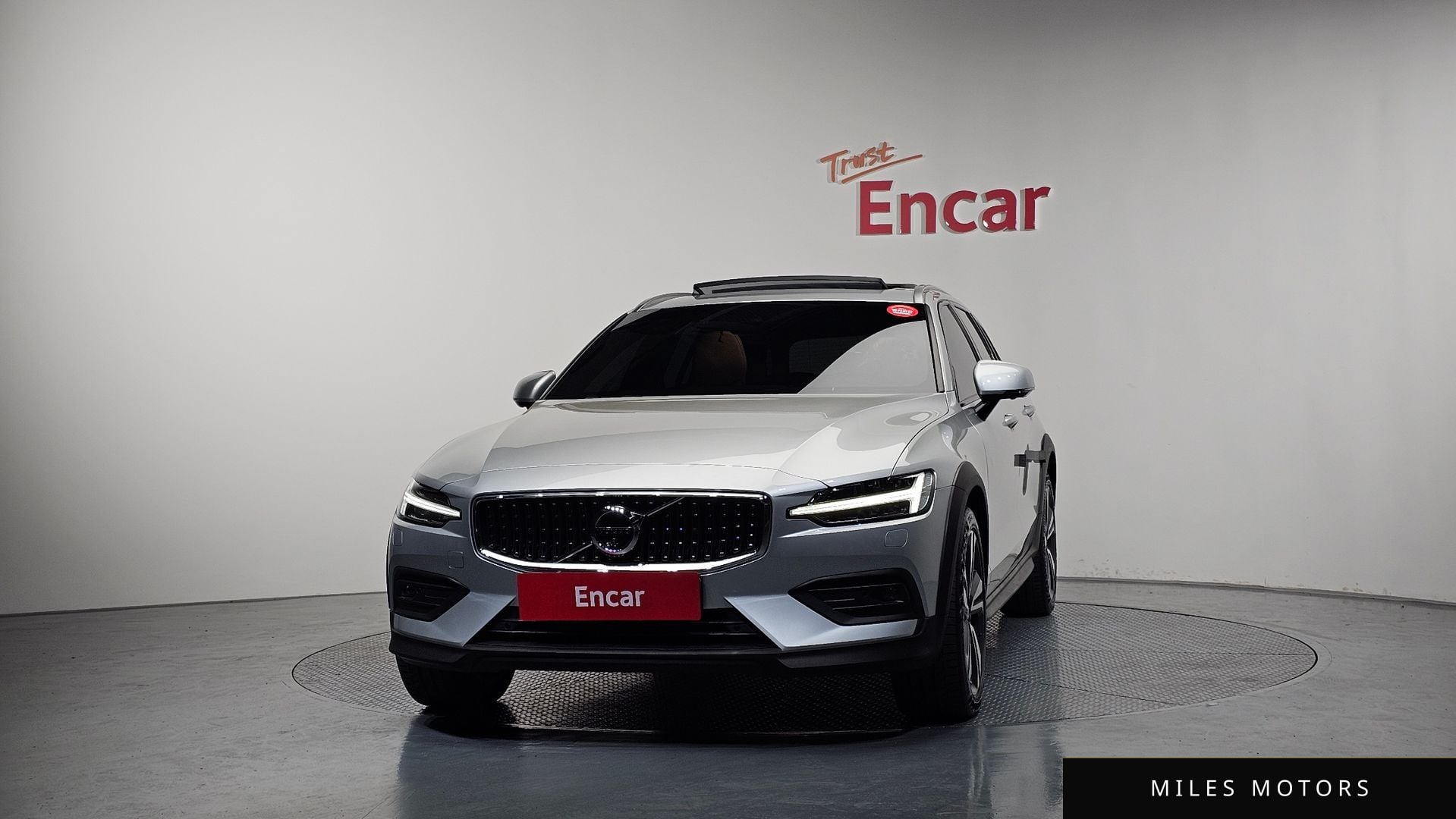 Volvo V60 크로스컨트리 2021 — миниатюра 3