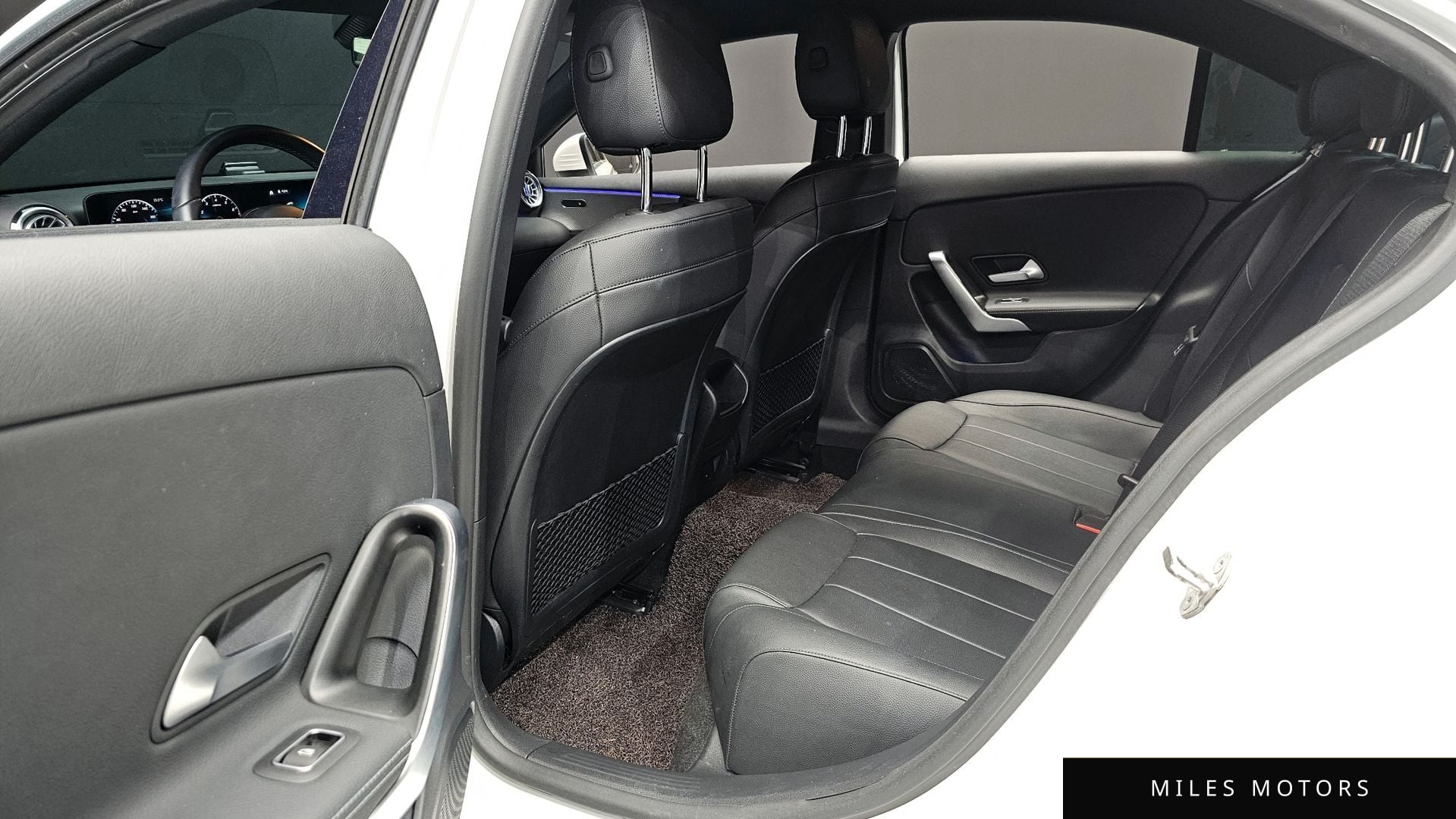 Mercedes-Benz A-Class W177 2021 — миниатюра 11