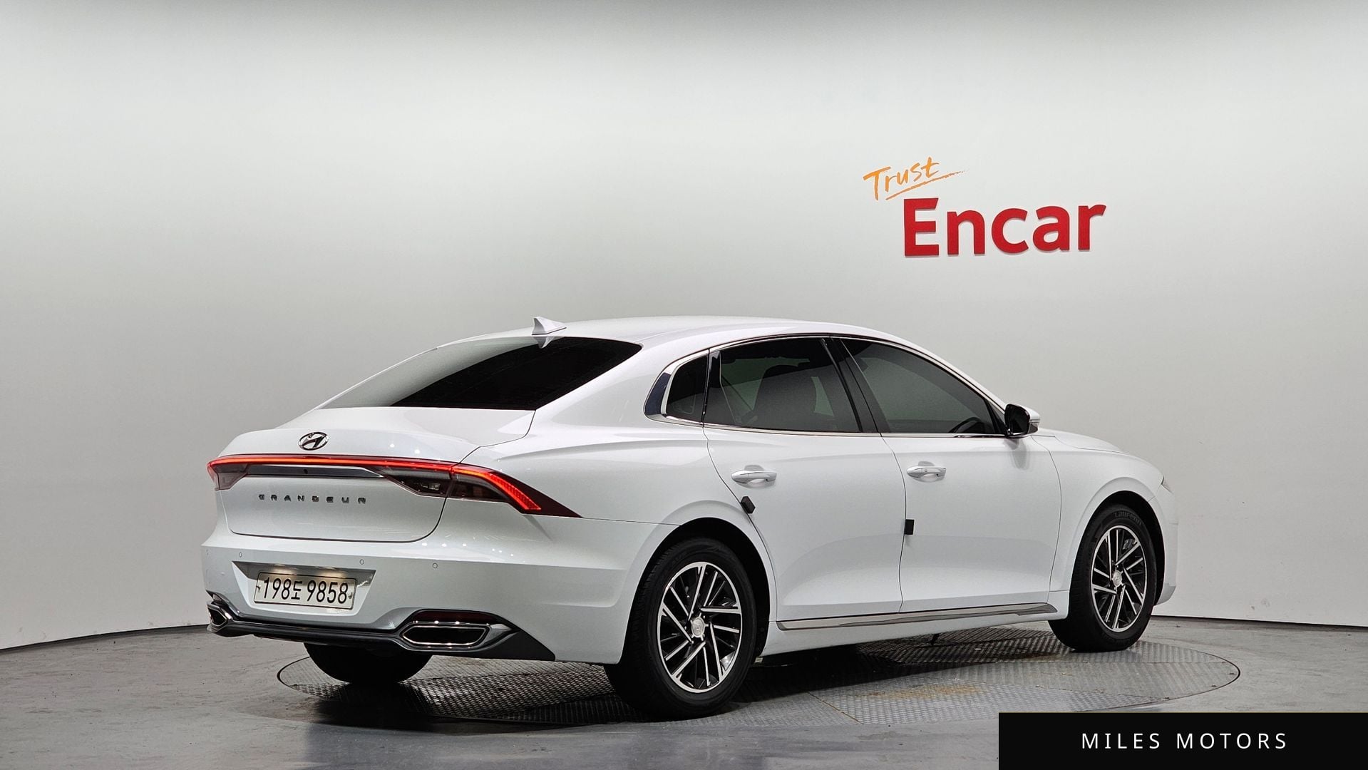 Hyundai Grandeur 2023 — миниатюра 2