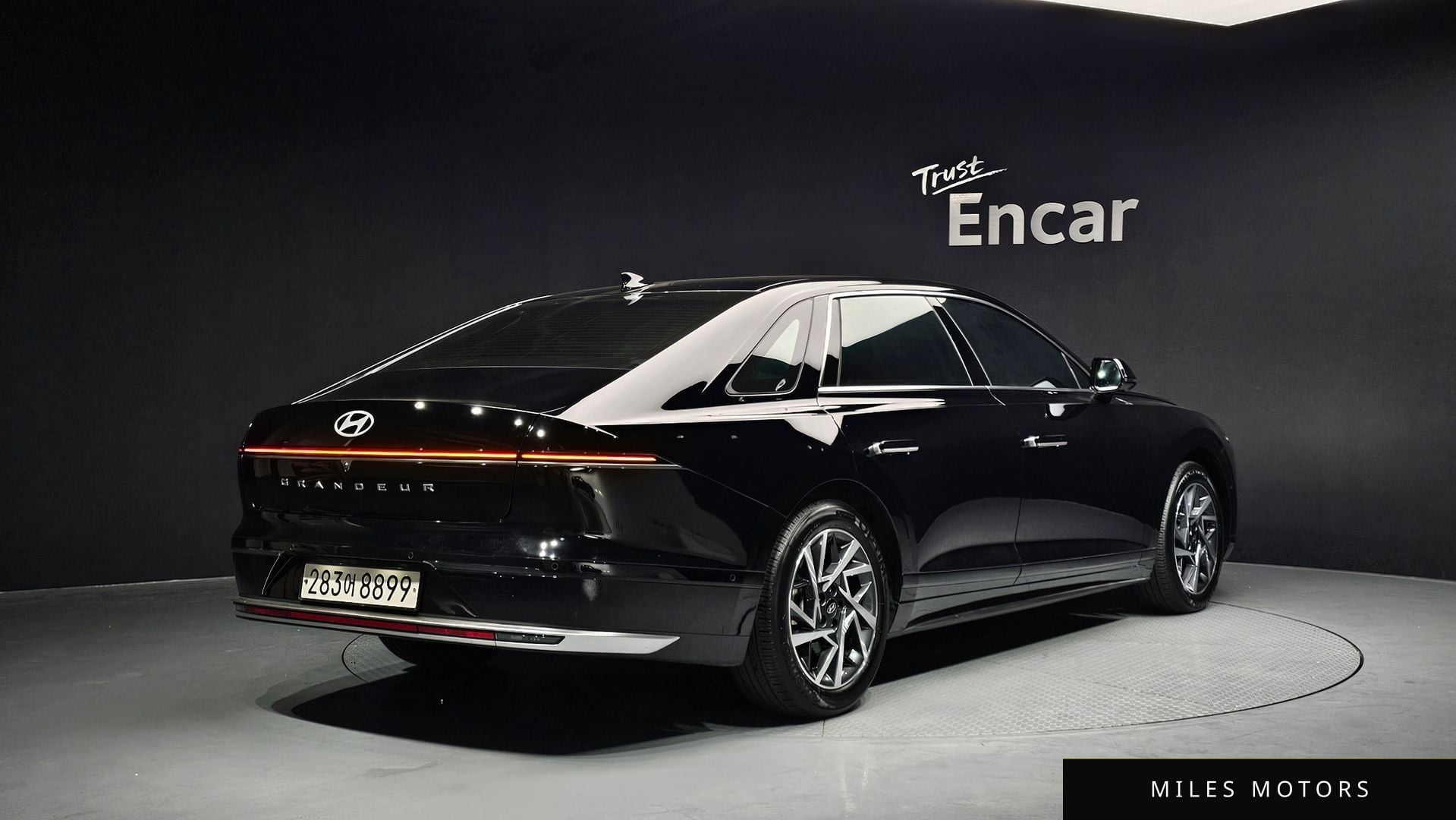 Hyundai Grandeur 2023 — миниатюра 2