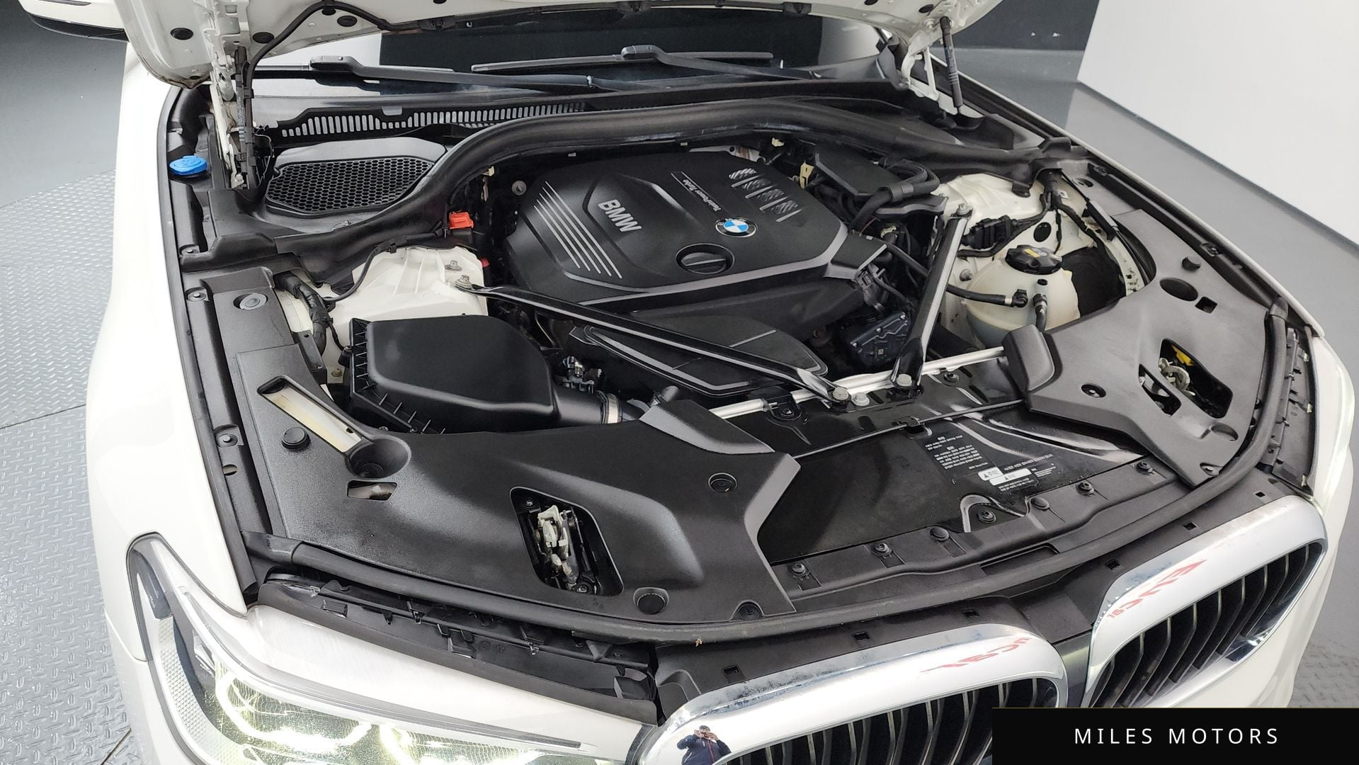 BMW 5 Series (G30) 2018 — миниатюра 6