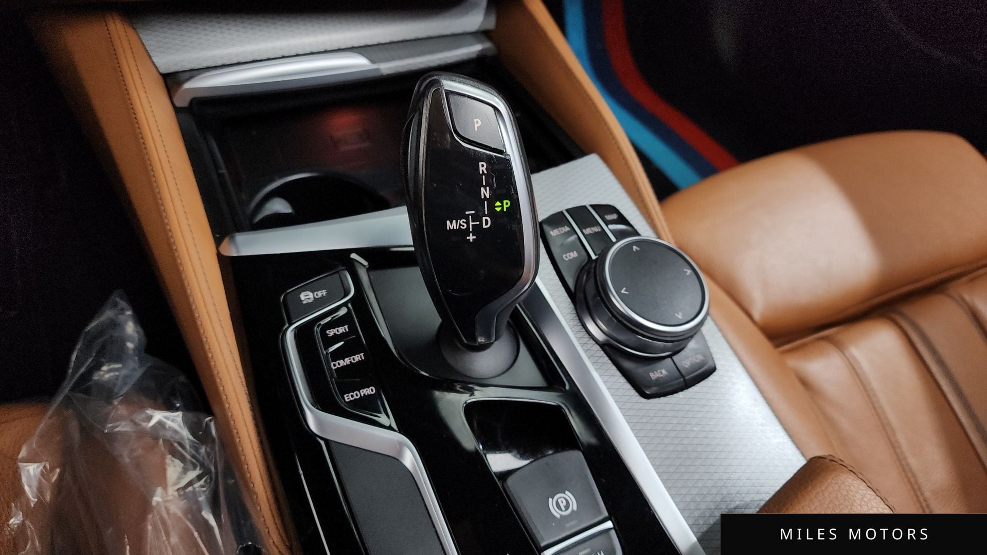 BMW 5 Series (G30) 2018 — миниатюра 9