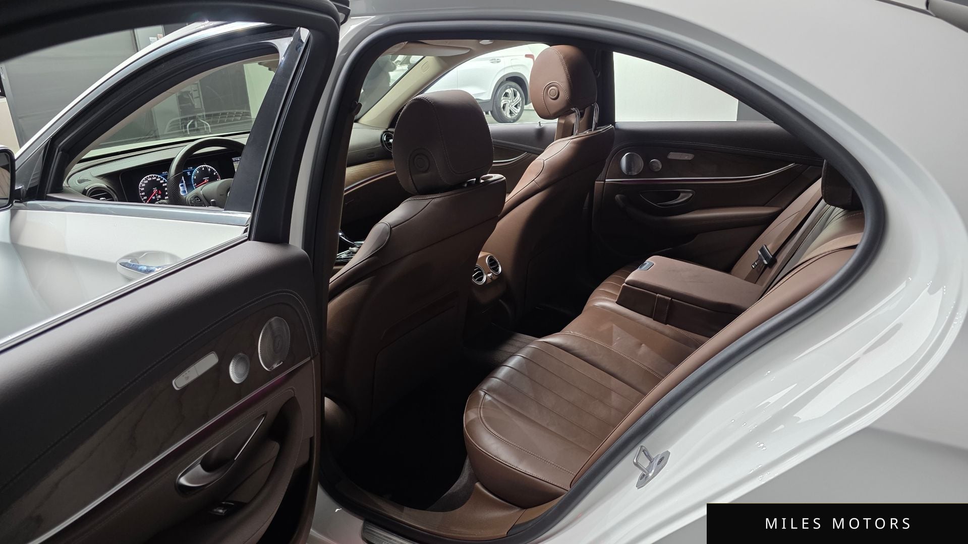 Mercedes-Benz E-Class W213 2018 — миниатюра 11