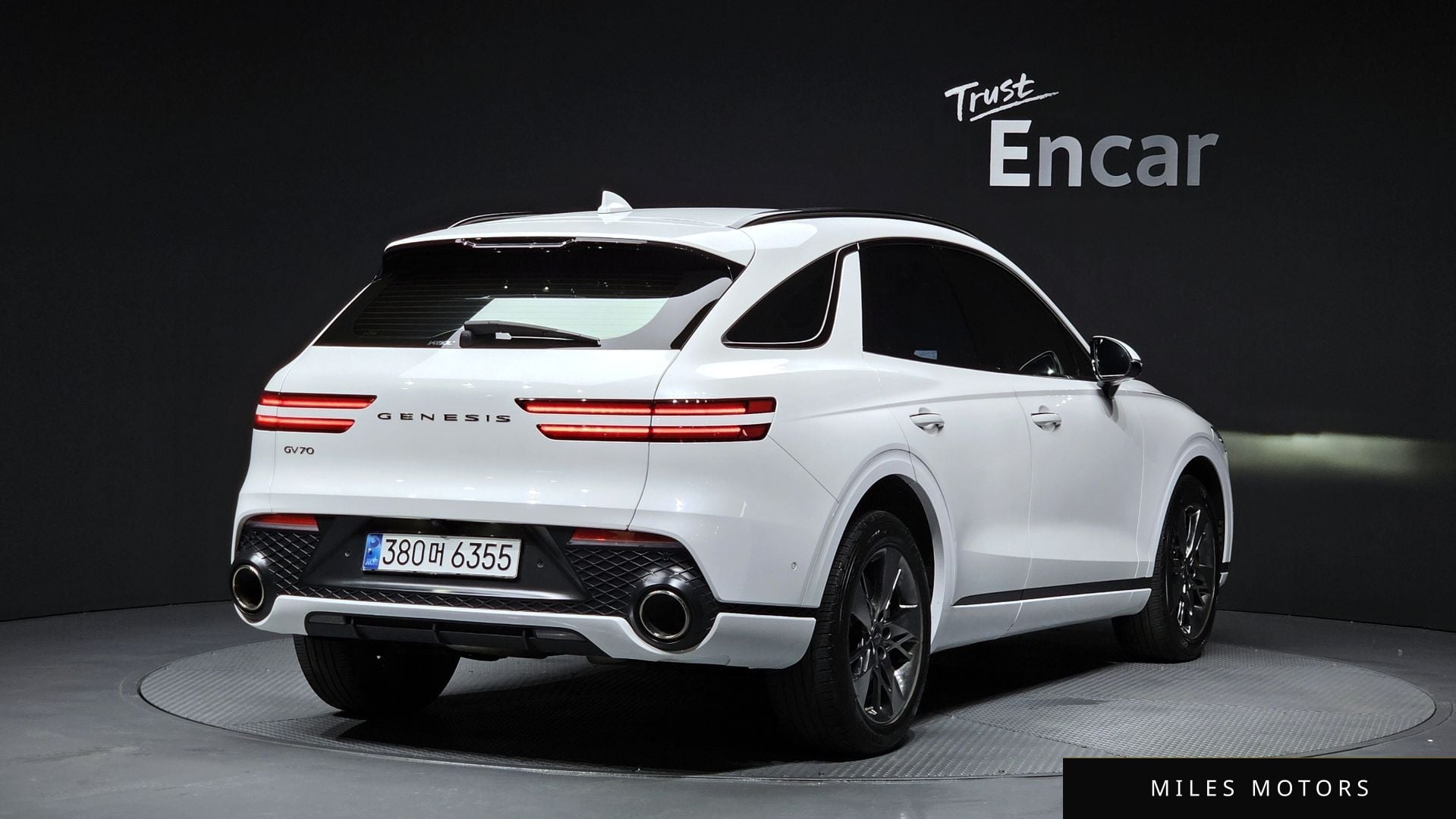 Genesis GV70 2021 — миниатюра 2