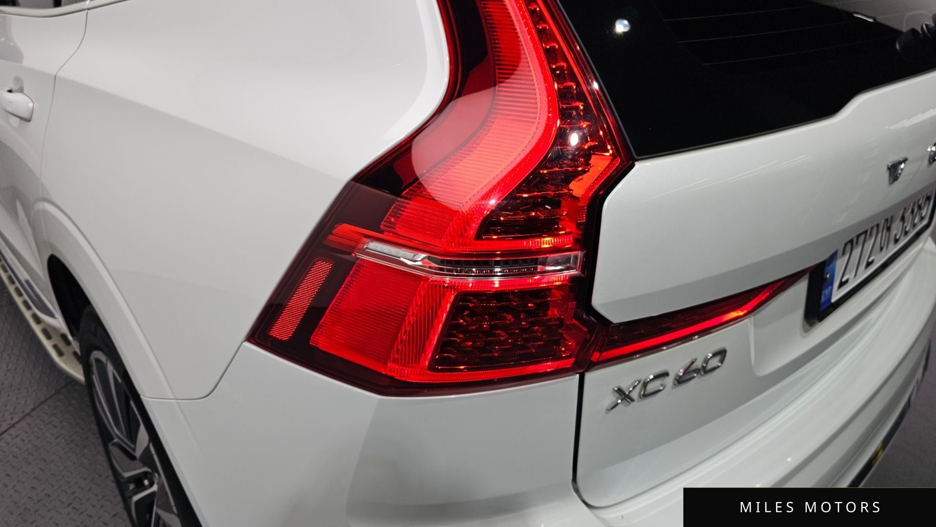 Volvo XC60 2022 — миниатюра 9