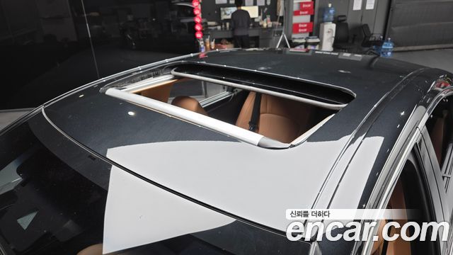Лексус ES300h 2022 — миниатюра 19