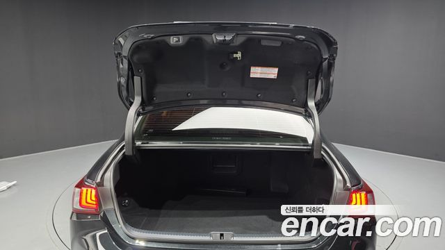 Лексус ES300h 2022 — миниатюра 20