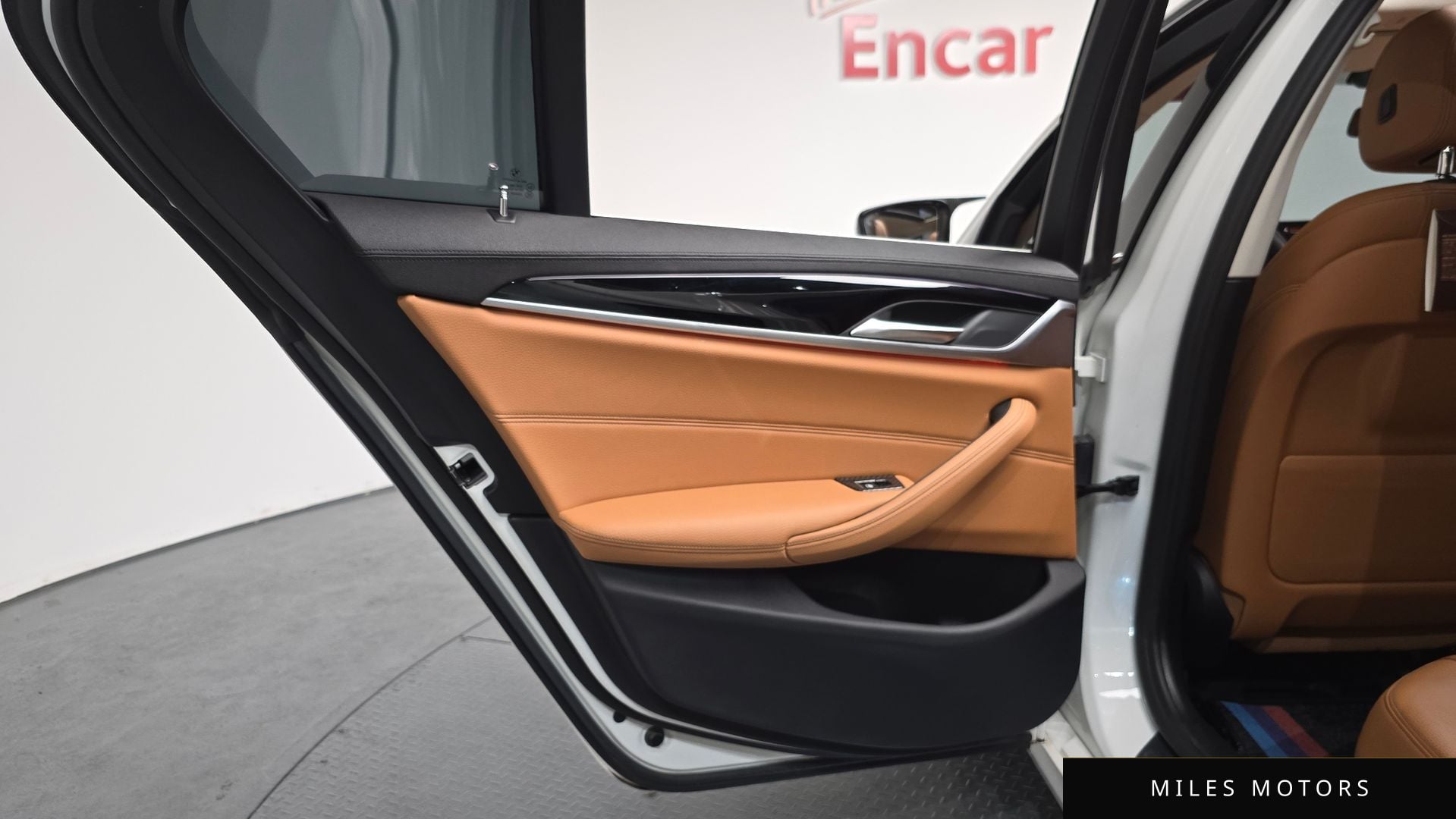 BMW 5시리즈 (G30) 2020 — миниатюра 14