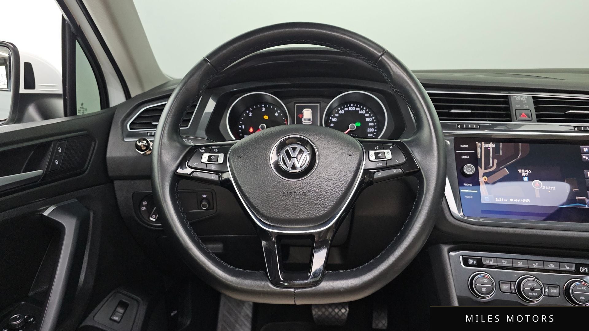 Volkswagen Tiguan 2020 — миниатюра 17