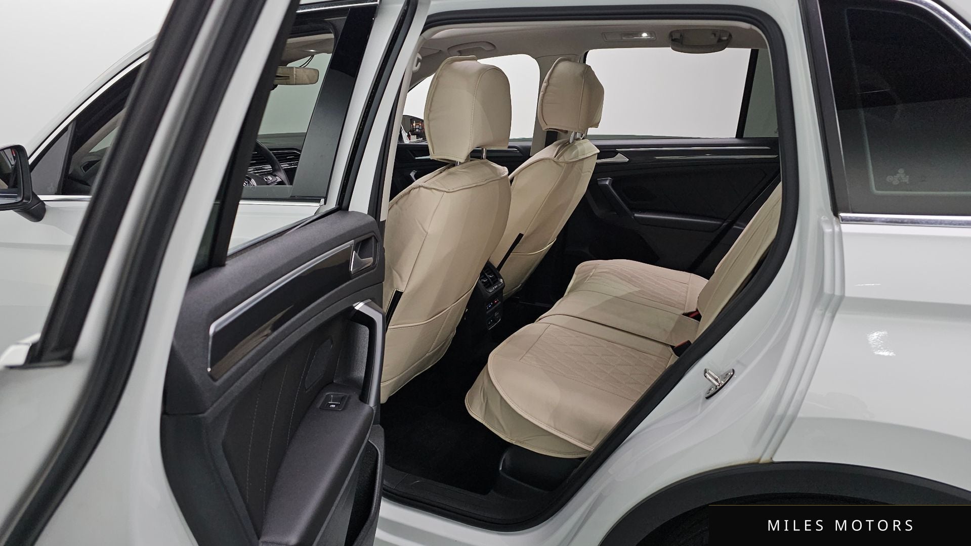 Volkswagen Tiguan 2020 — миниатюра 25