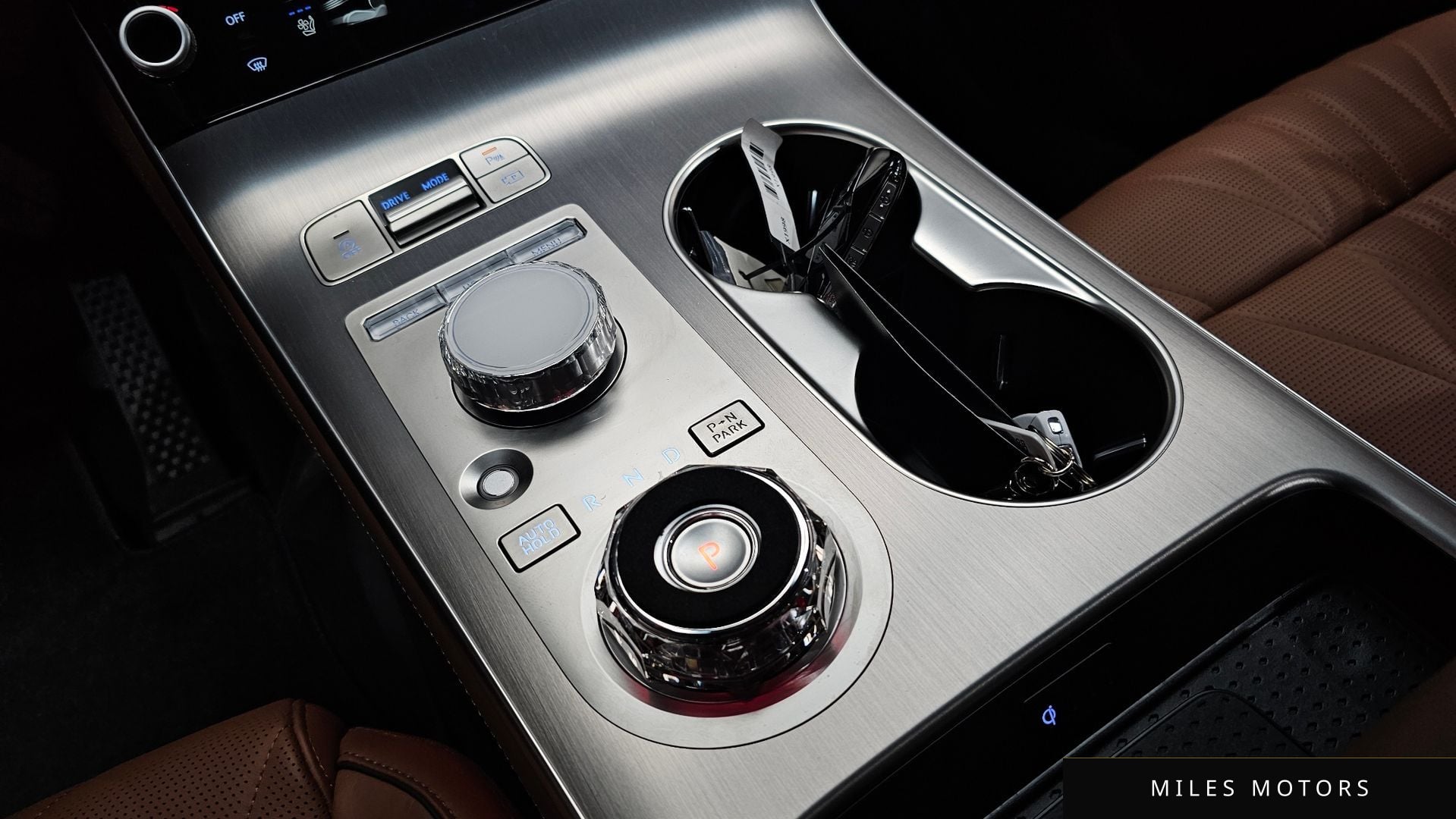 Genesis GV70 2025 — миниатюра 11