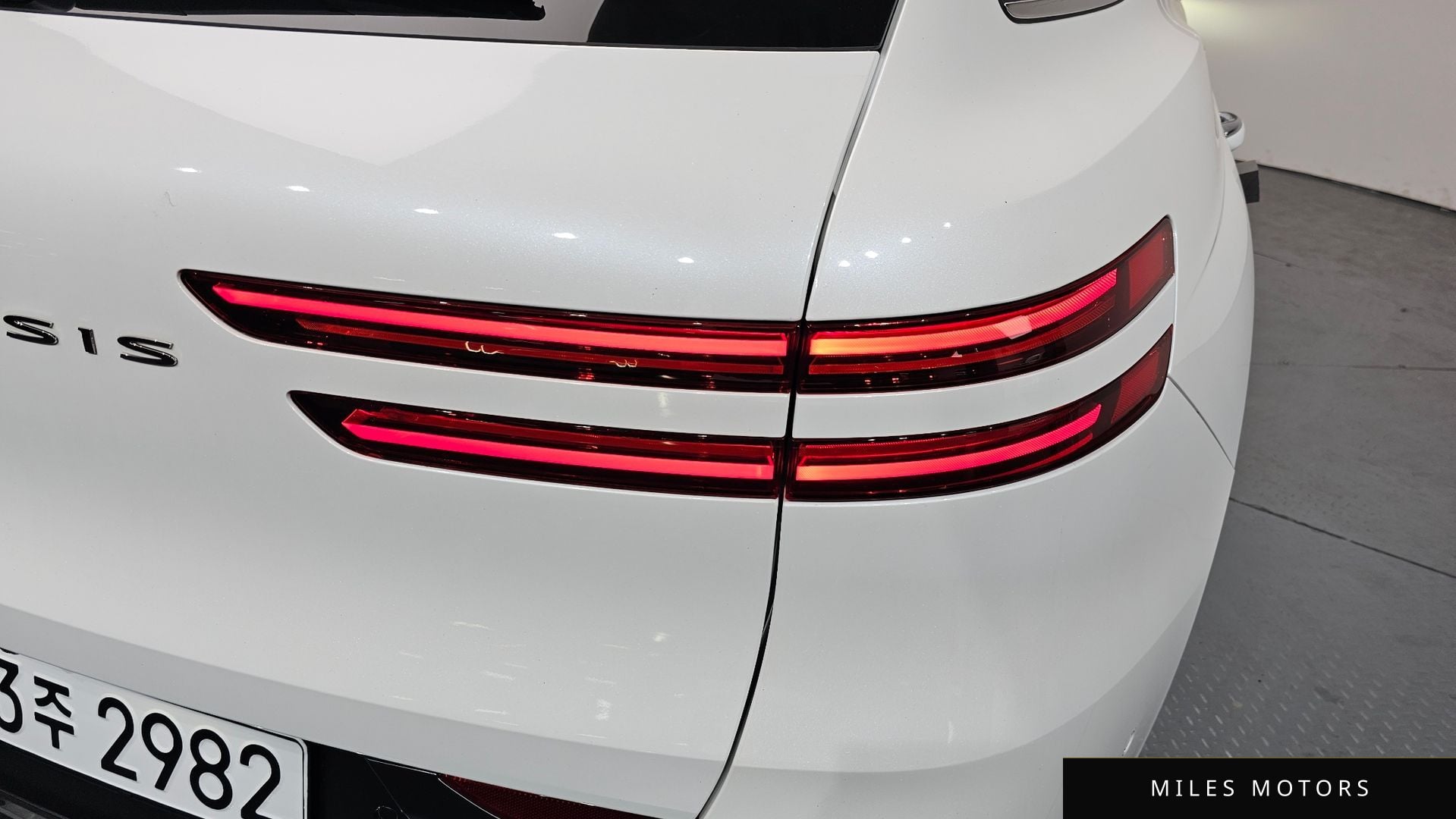 Genesis GV70 2025 — миниатюра 8