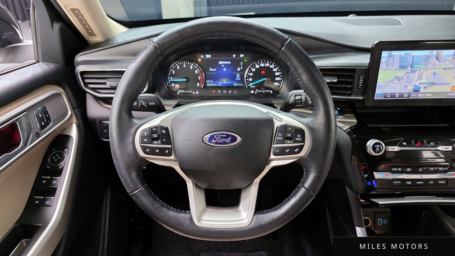 Ford Explorer 2021 — миниатюра 19